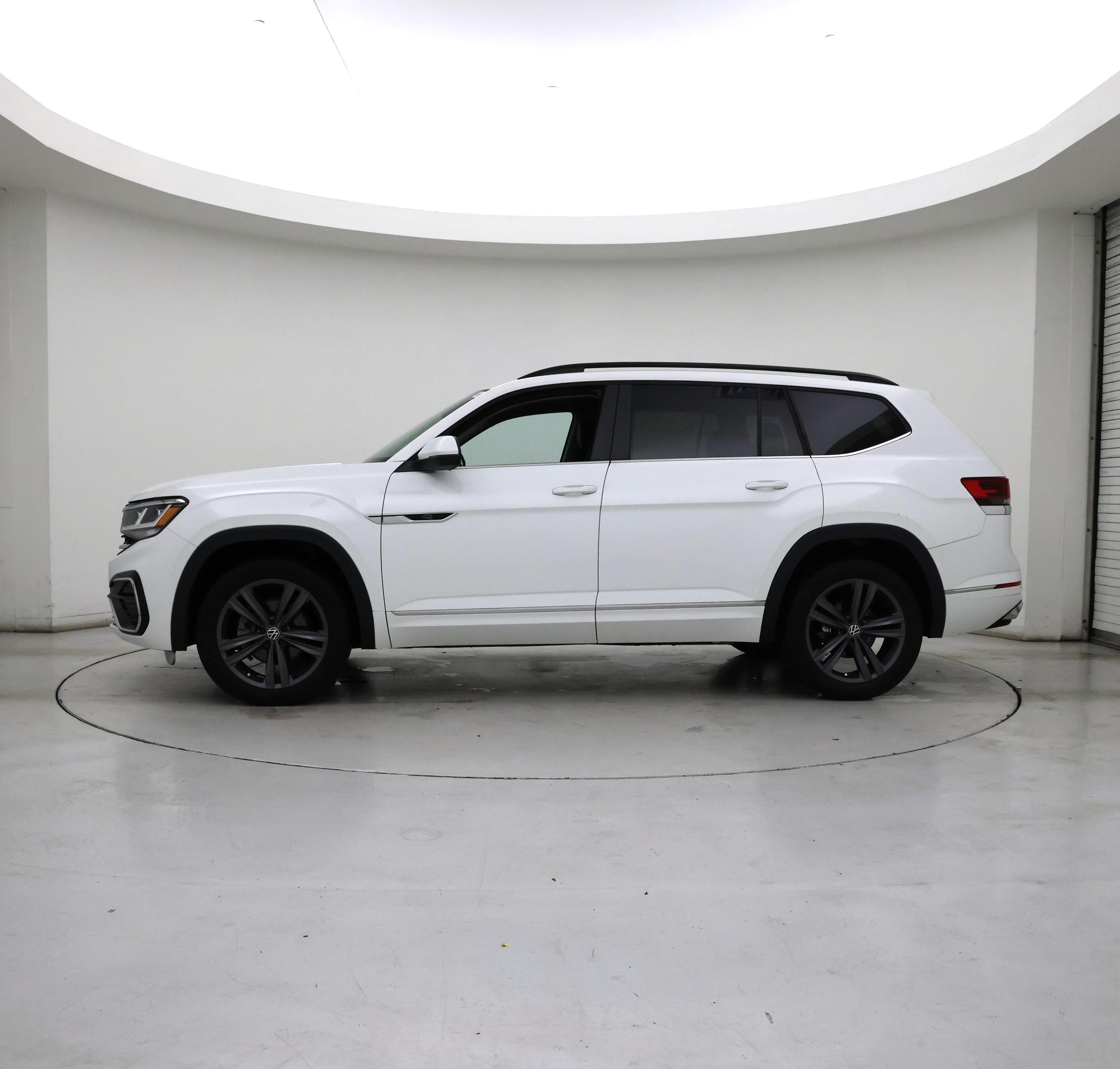 Thumbnail: 2021 Volkswagen Atlas - 3