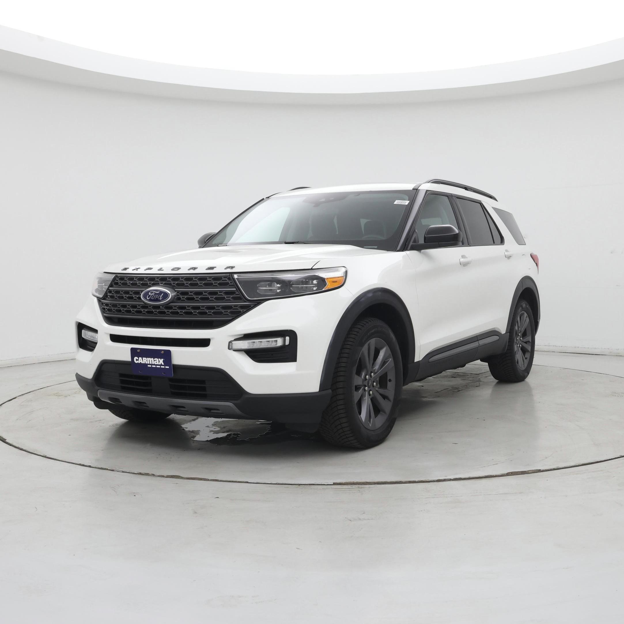 Thumbnail: 2022 Ford Explorer - 4