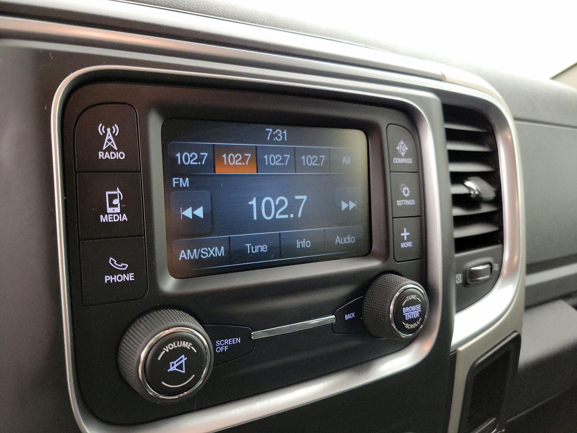 Thumbnail: 2020 RAM 1500 Classic - 15