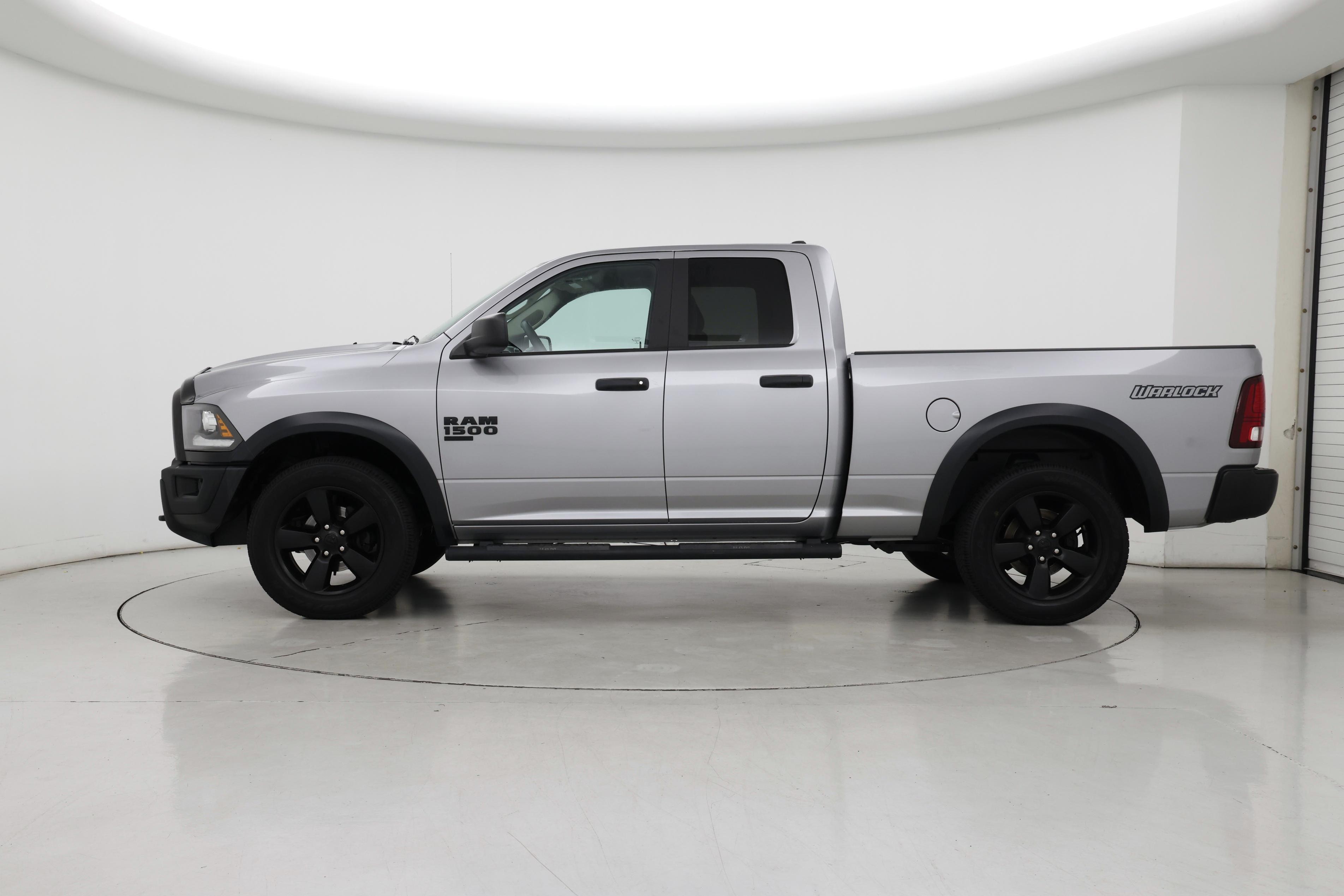 Thumbnail: 2020 RAM 1500 Classic - 3
