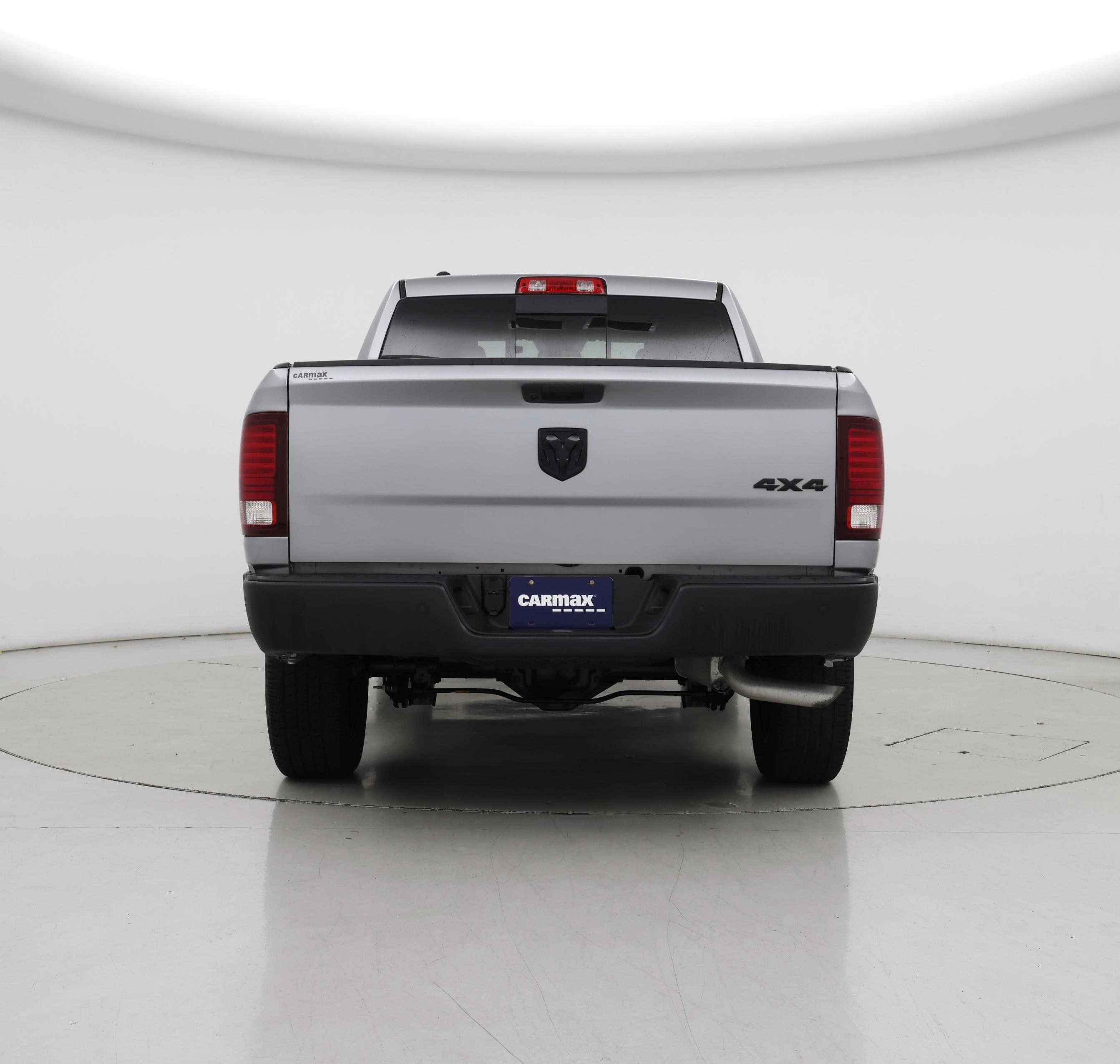 Thumbnail: 2020 RAM 1500 Classic - 6