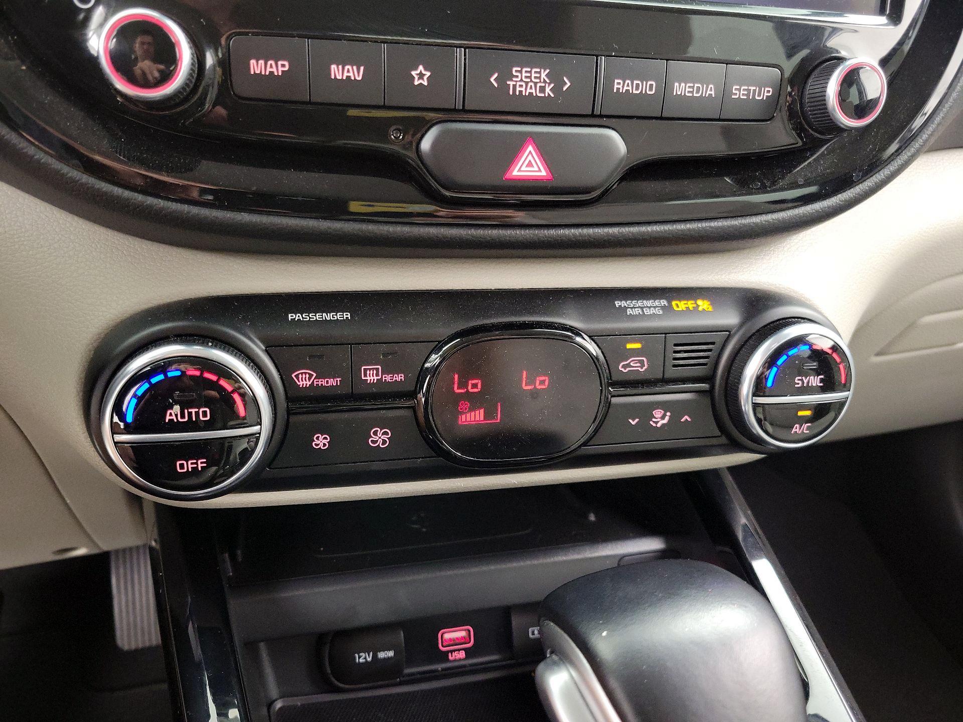 Thumbnail: 2020 Kia Soul - 17