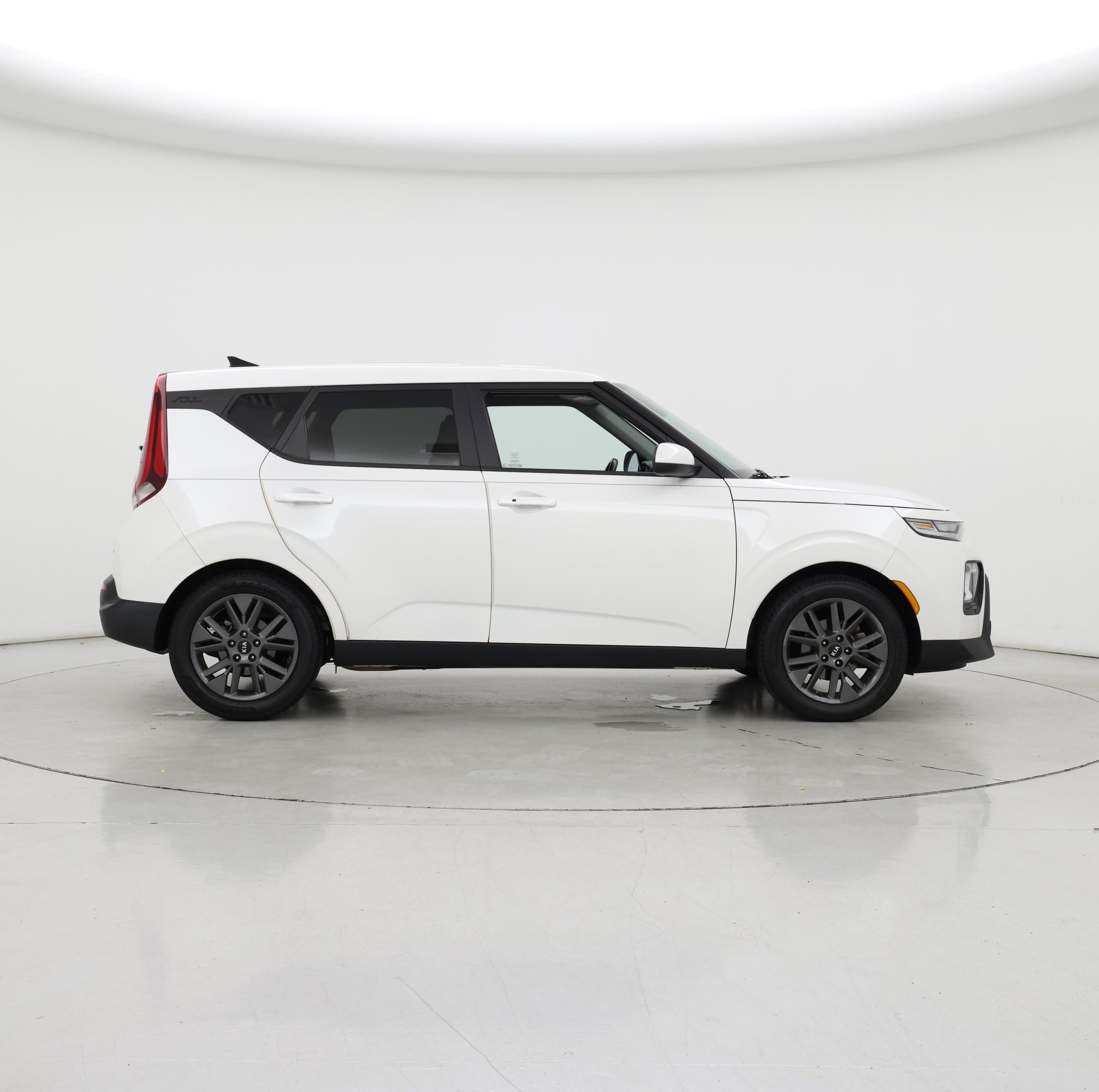 Thumbnail: 2020 Kia Soul - 7