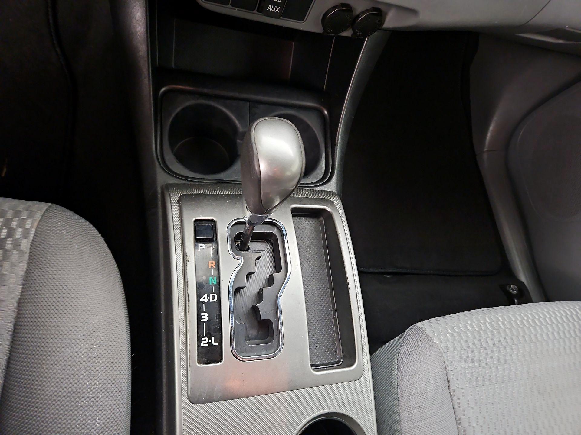Thumbnail: 2015 Toyota Tacoma - 17