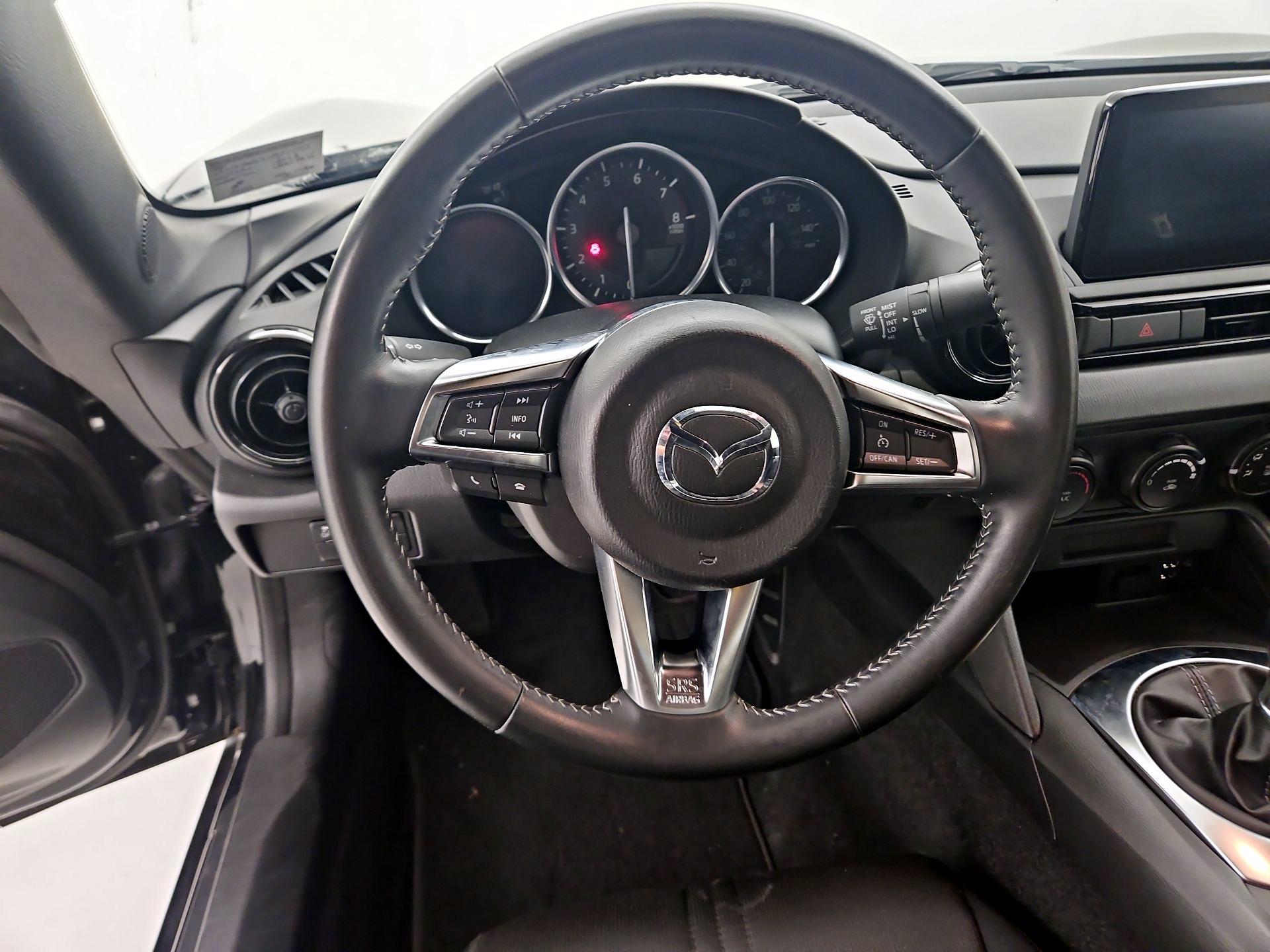 Thumbnail: 2023 Mazda MX-5 Miata - 10
