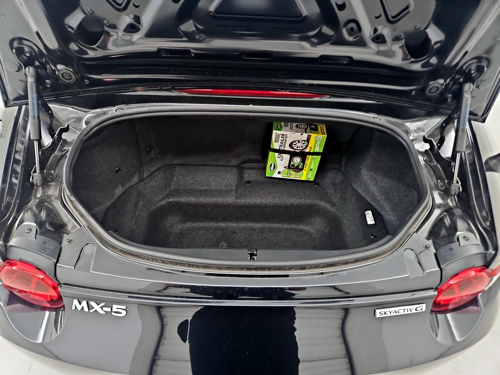 Thumbnail: 2023 Mazda MX-5 Miata - 19