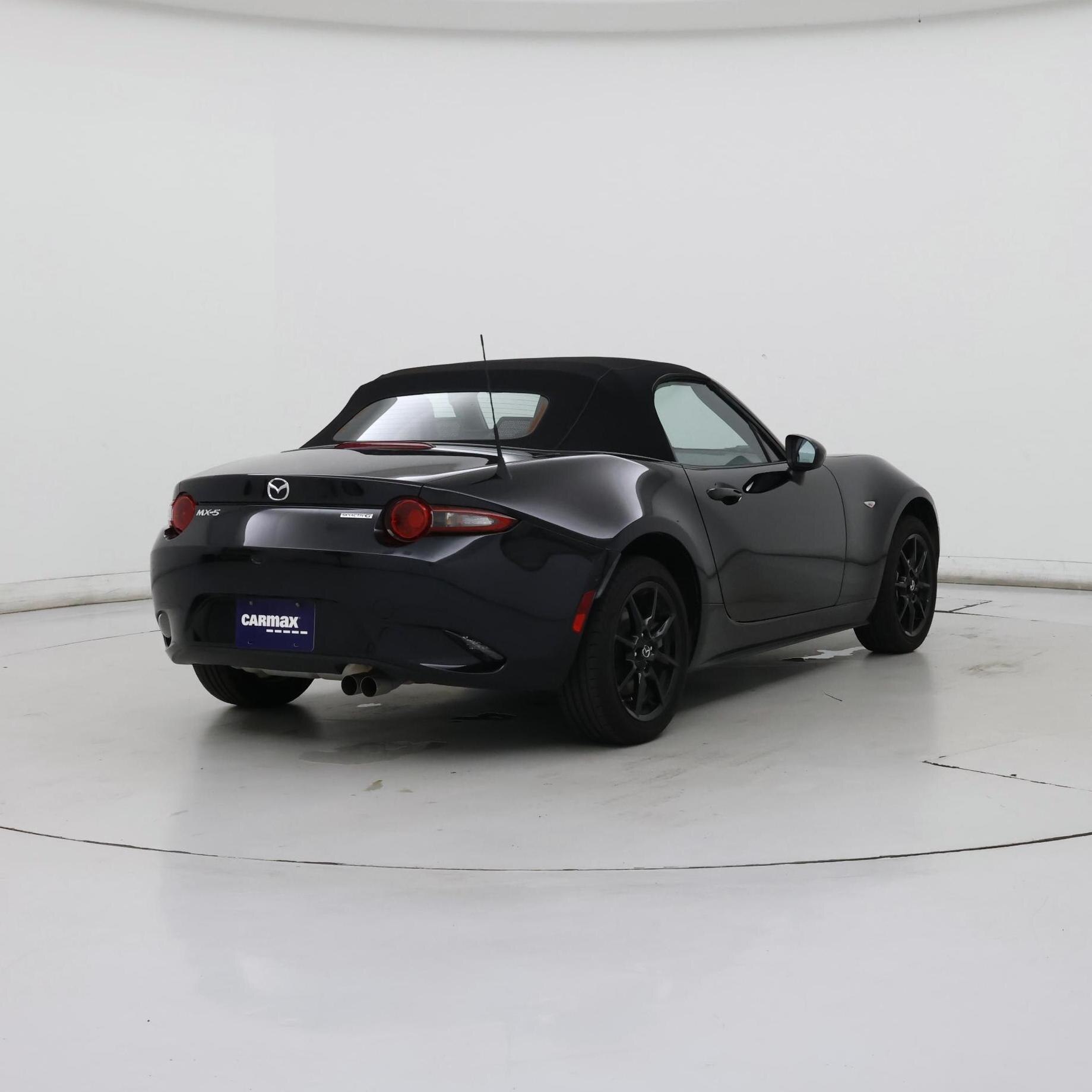 Thumbnail: 2023 Mazda MX-5 Miata - 8