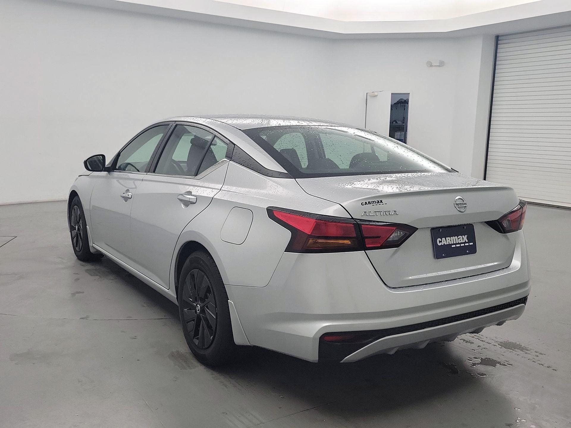 Thumbnail: 2022 Nissan Altima - 7