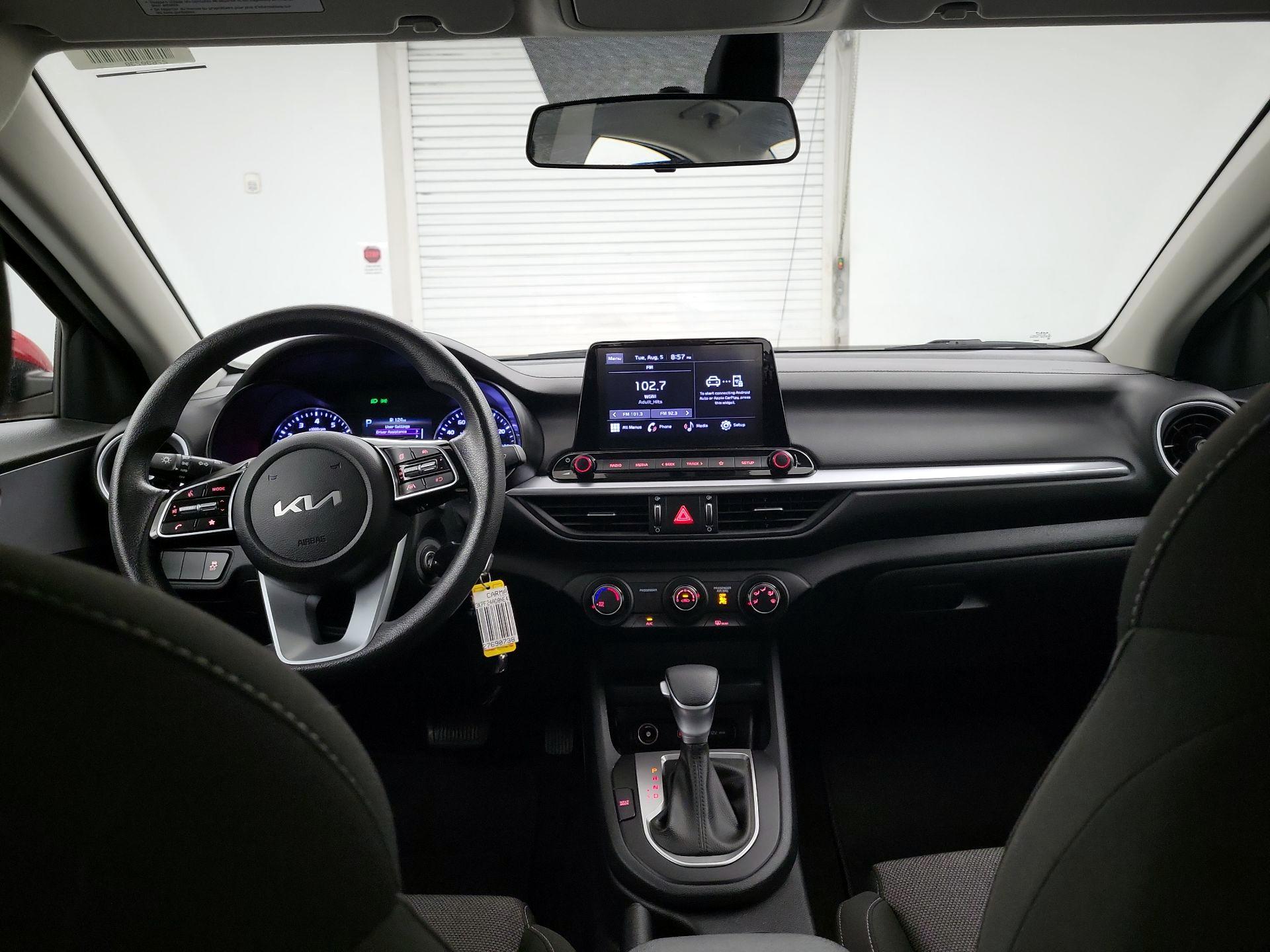 Thumbnail: 2022 Kia Forte - 9