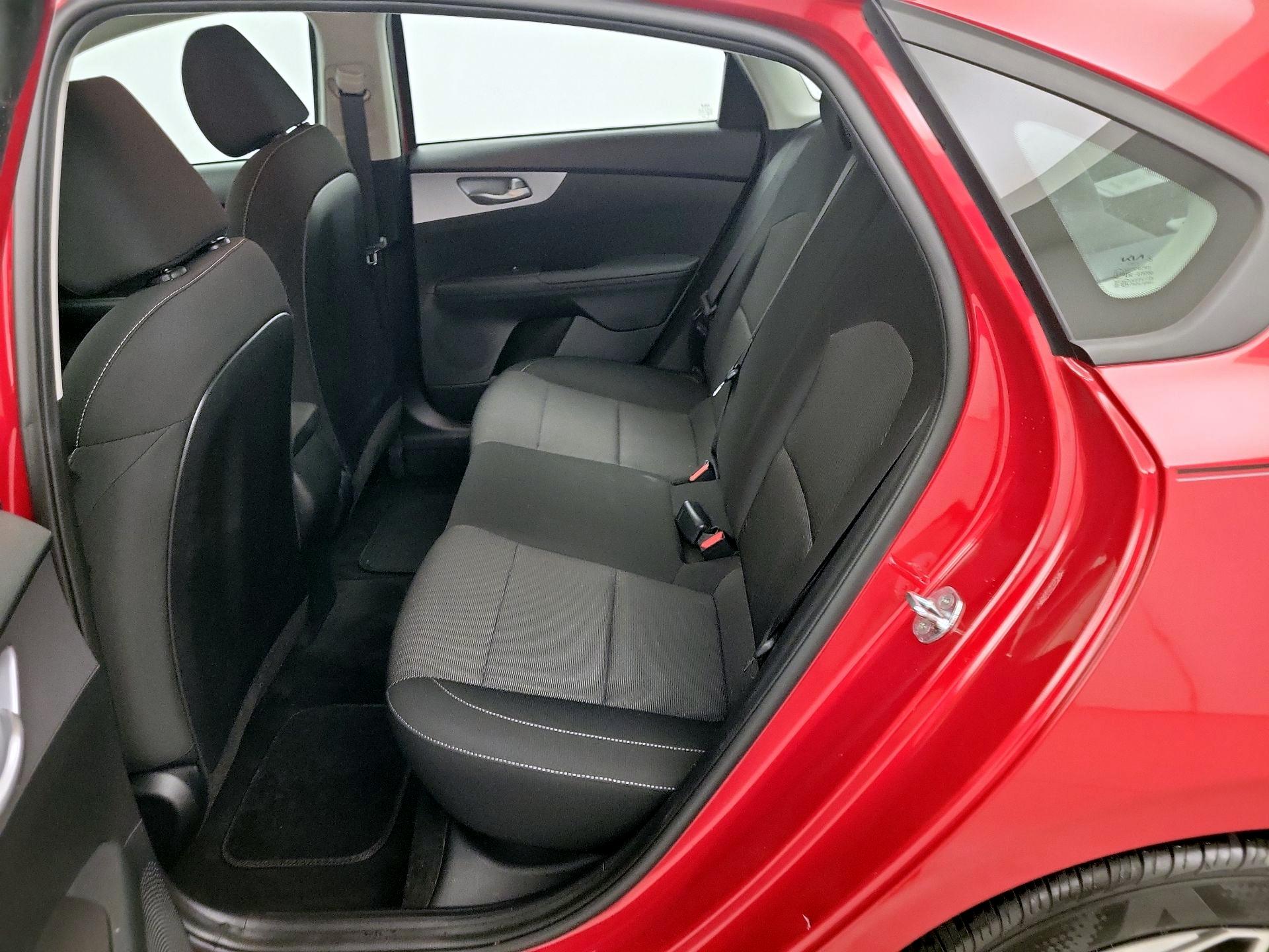 Thumbnail: 2022 Kia Forte - 19
