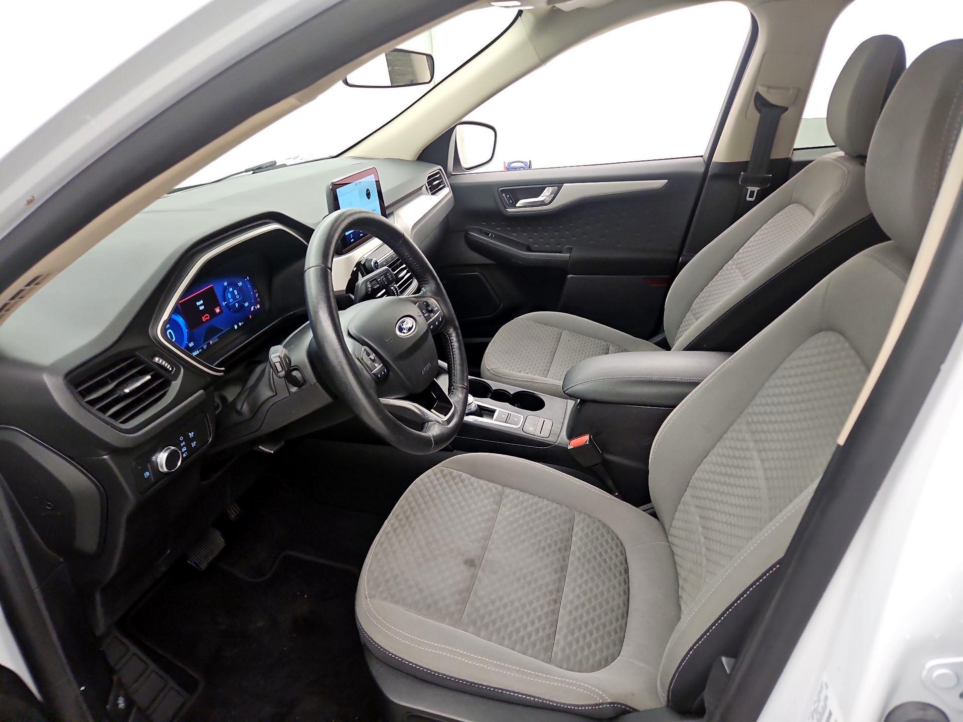 Thumbnail: 2020 Ford Escape - 11