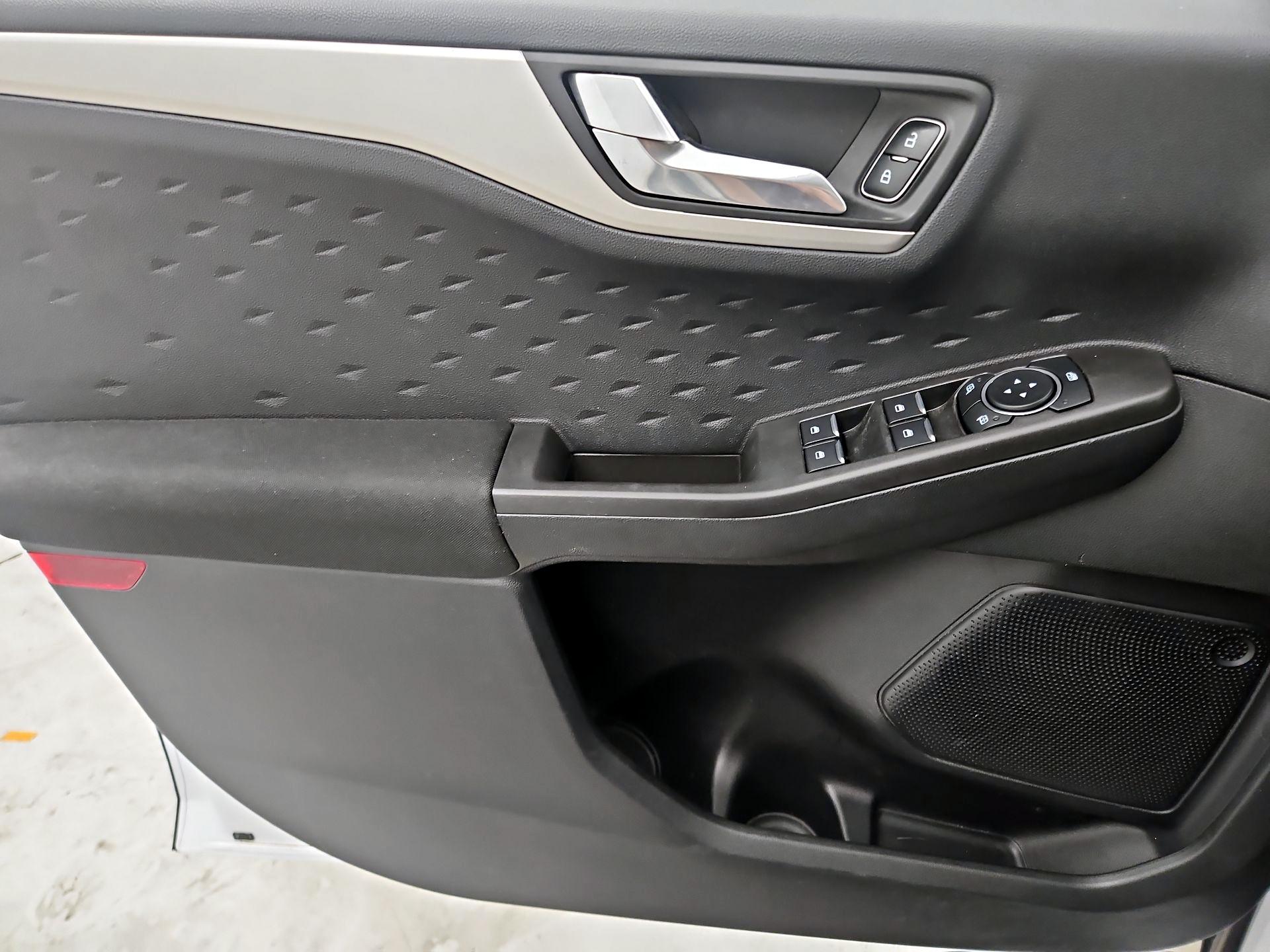 Thumbnail: 2020 Ford Escape - 12