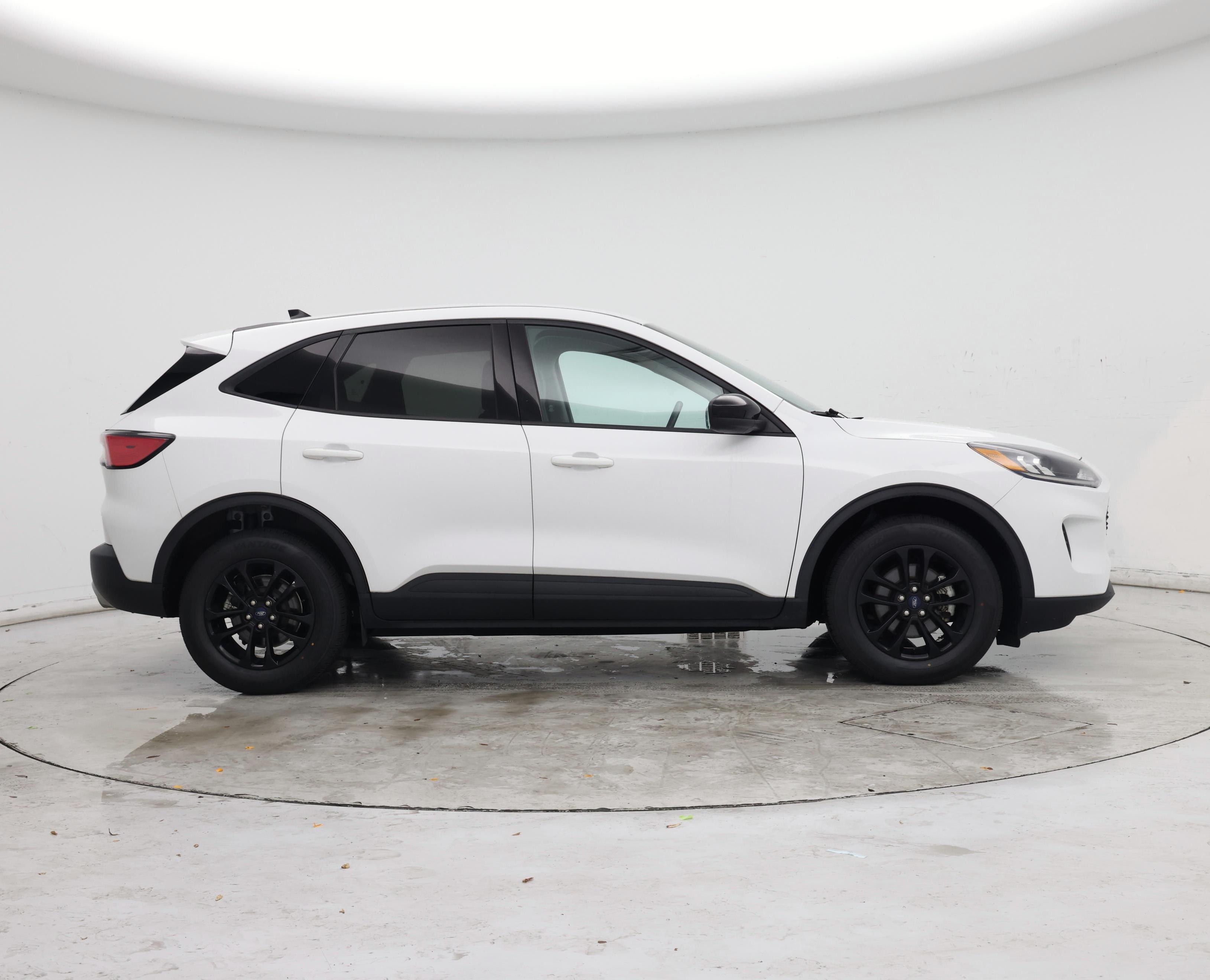 Thumbnail: 2020 Ford Escape - 7