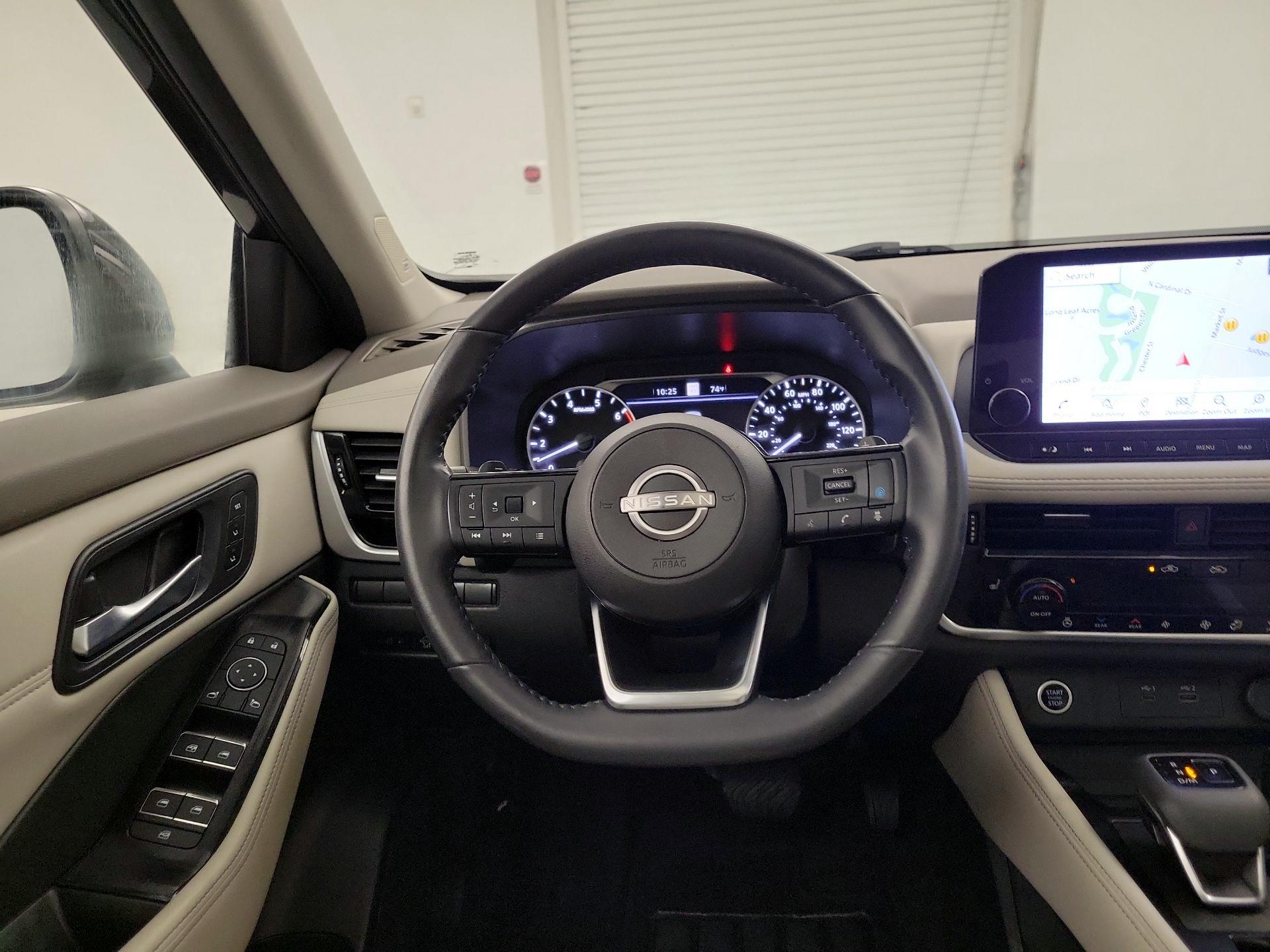 Thumbnail: 2023 Nissan Rogue - 10