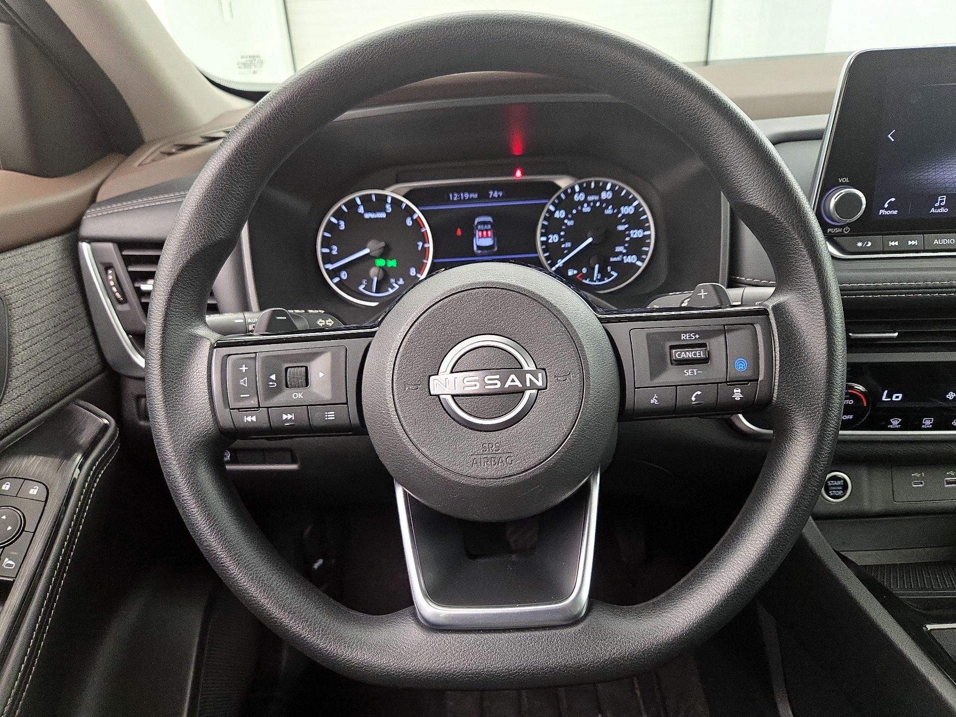 Thumbnail: 2023 Nissan Rogue - 10