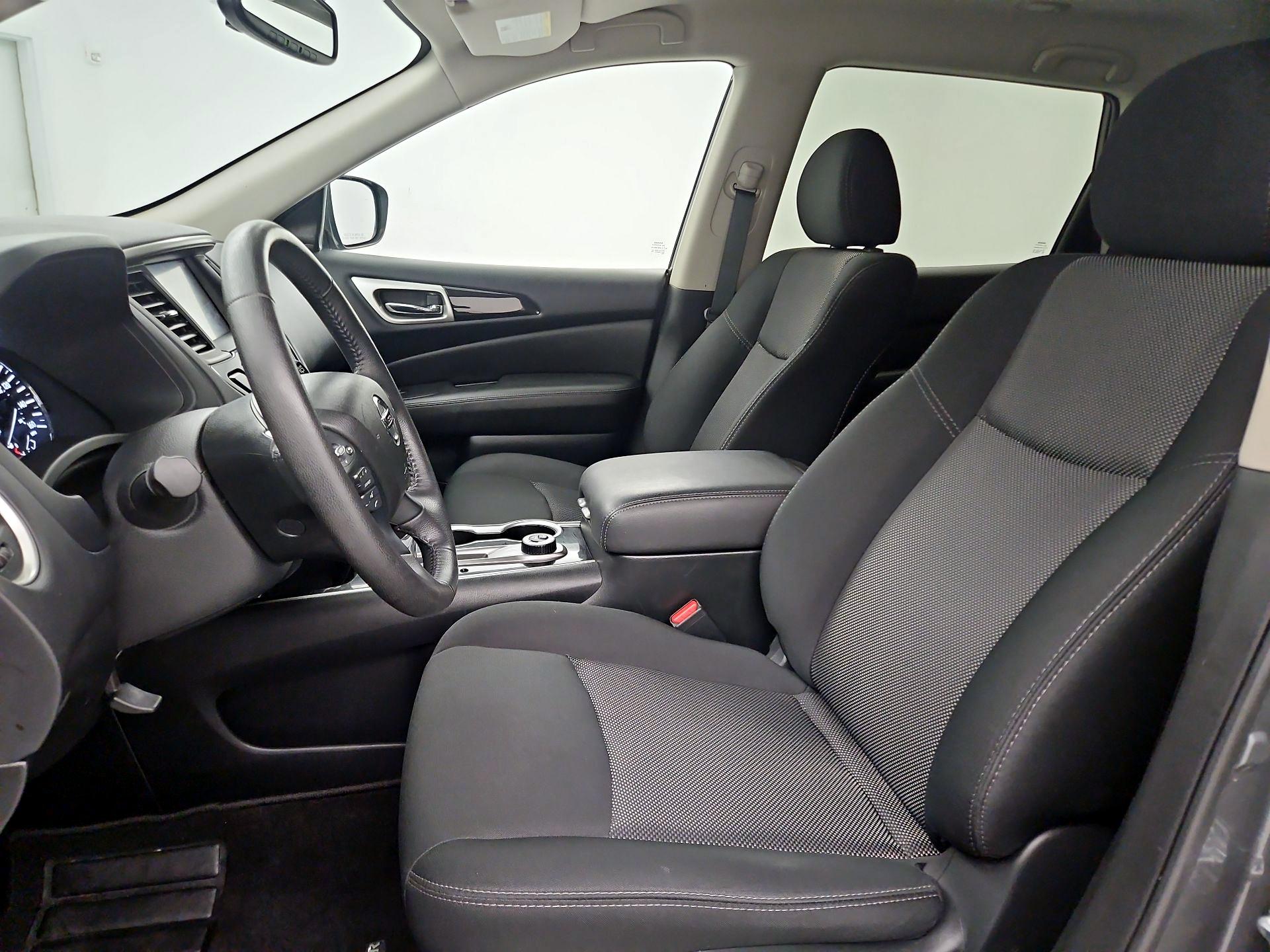 Thumbnail: 2020 Nissan Pathfinder - 11