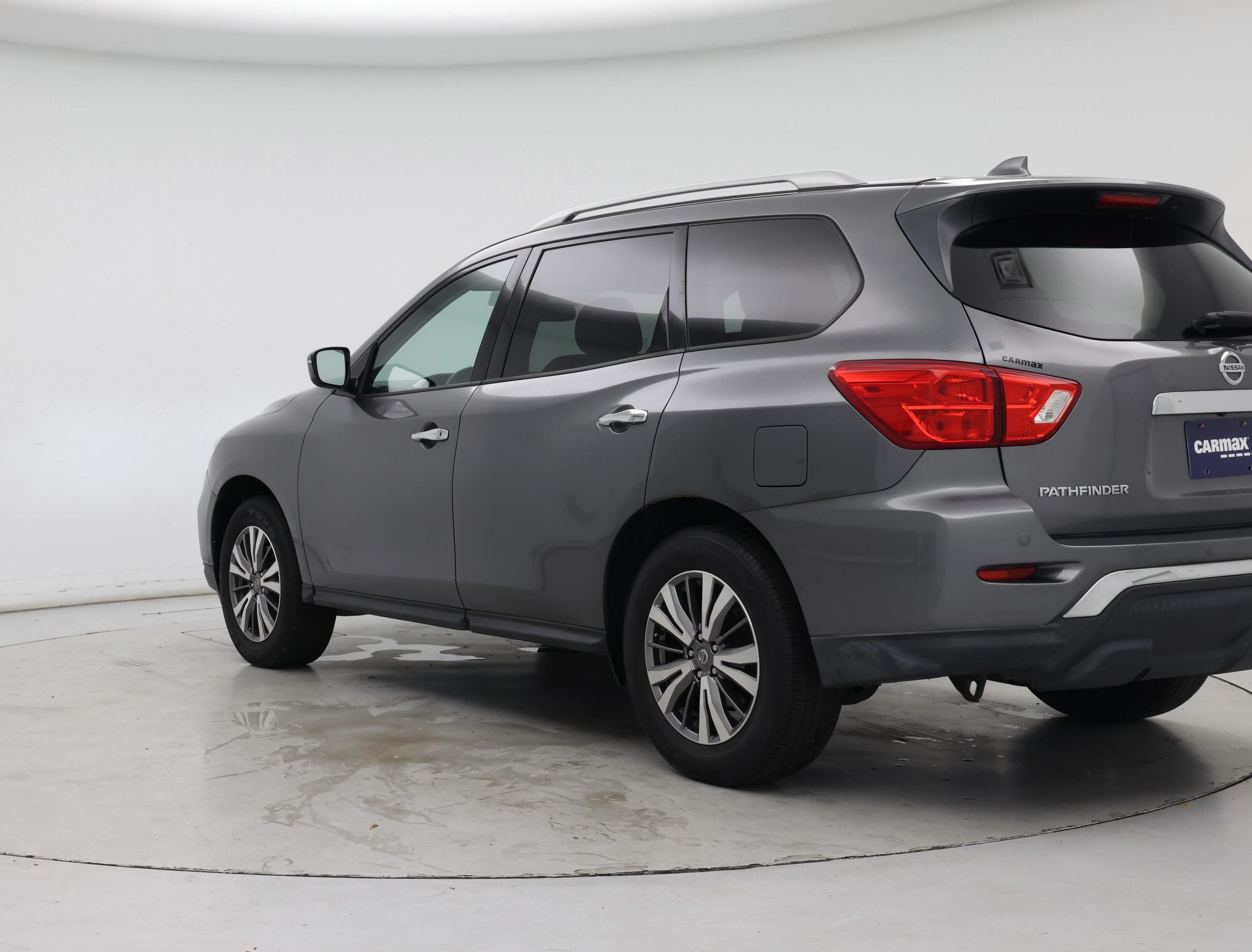 Thumbnail: 2020 Nissan Pathfinder - 2