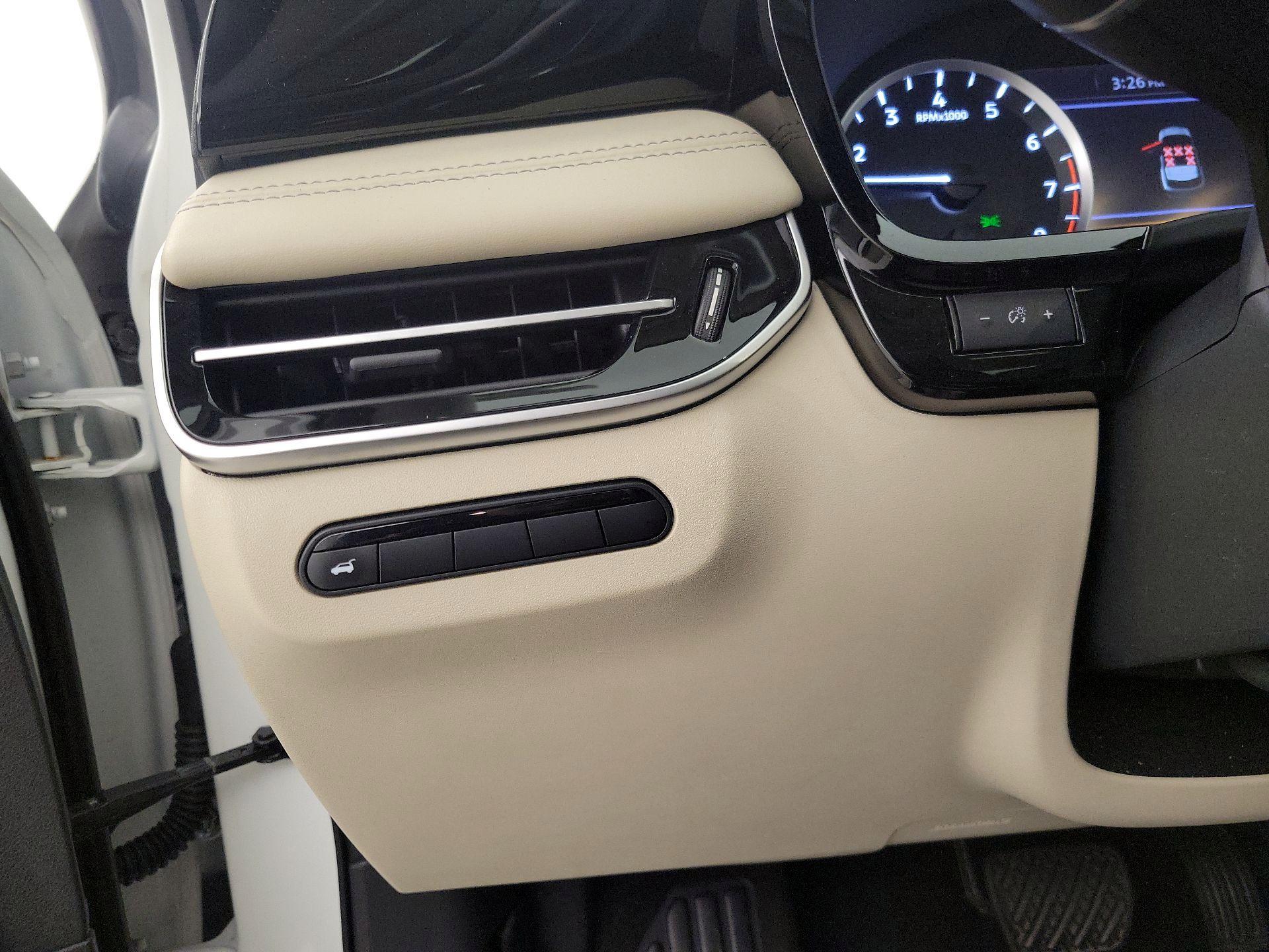 Thumbnail: 2023 INFINITI QX60 - 13