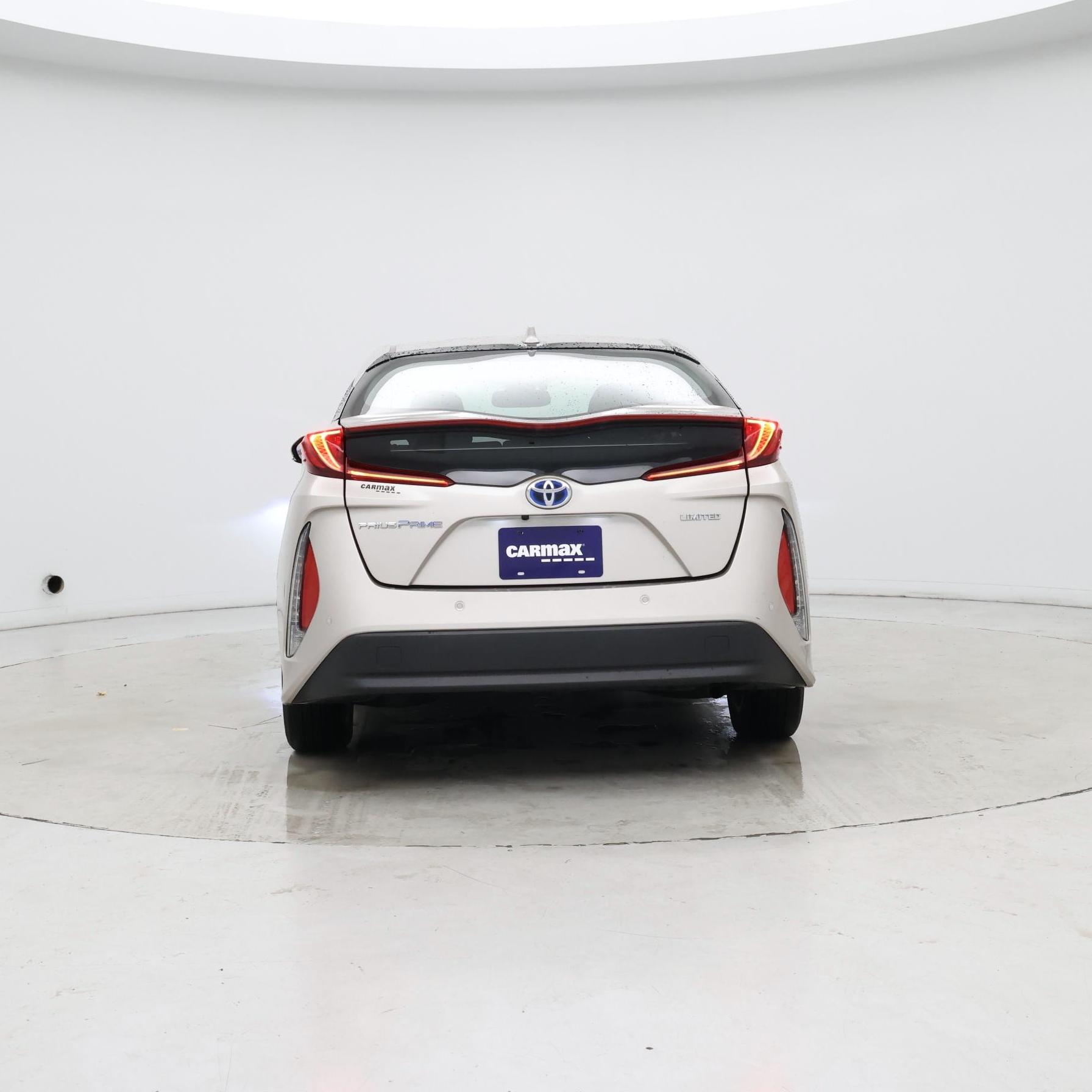 Thumbnail: 2020 Toyota Prius Prime - 6