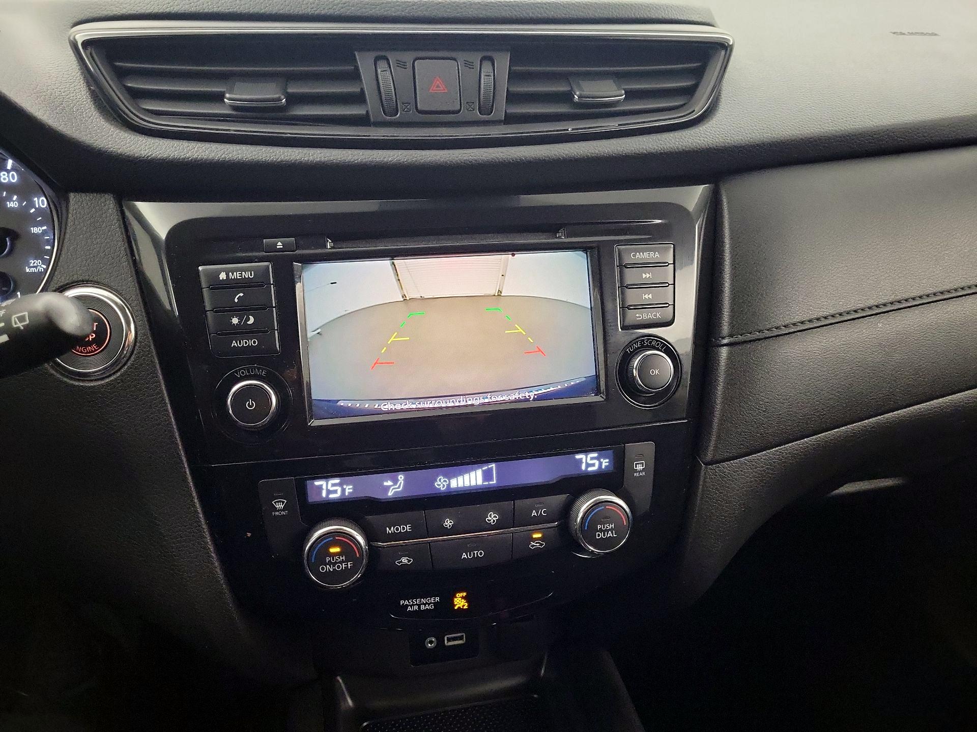 Thumbnail: 2020 Nissan Rogue - 12