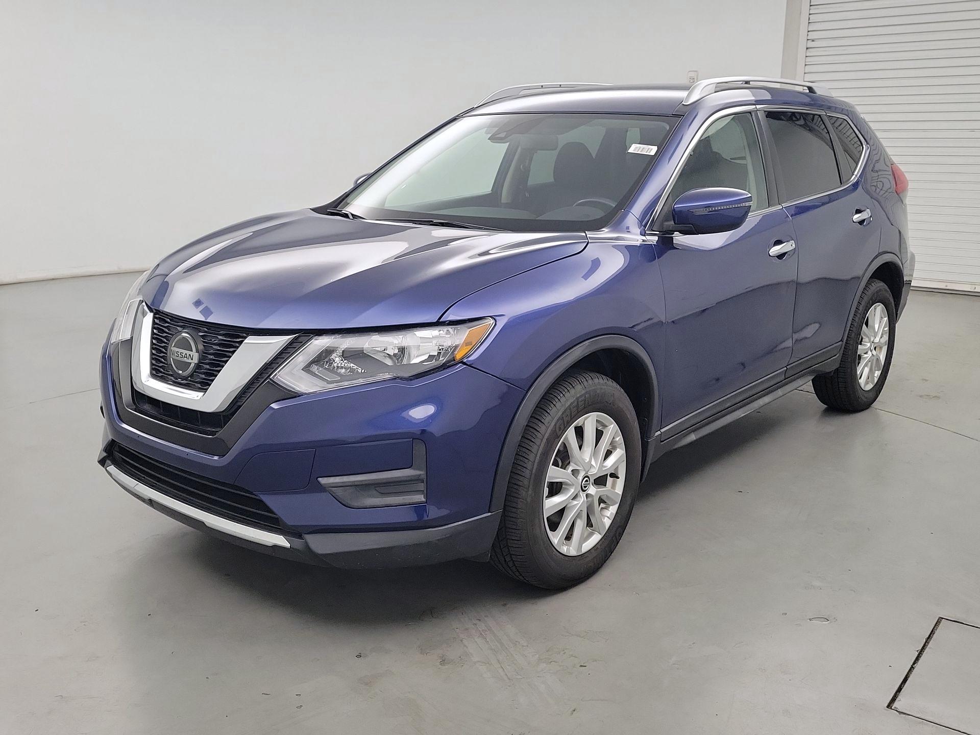 Thumbnail: 2020 Nissan Rogue - 3