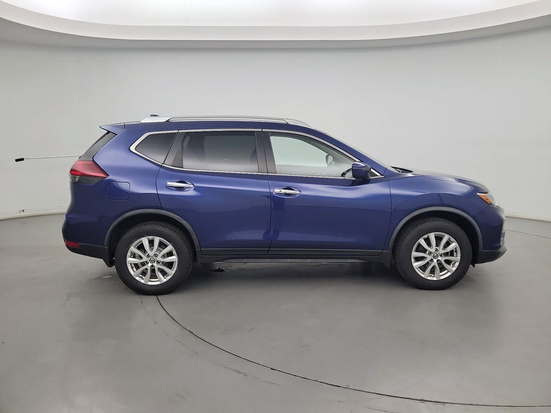 Thumbnail: 2020 Nissan Rogue - 4