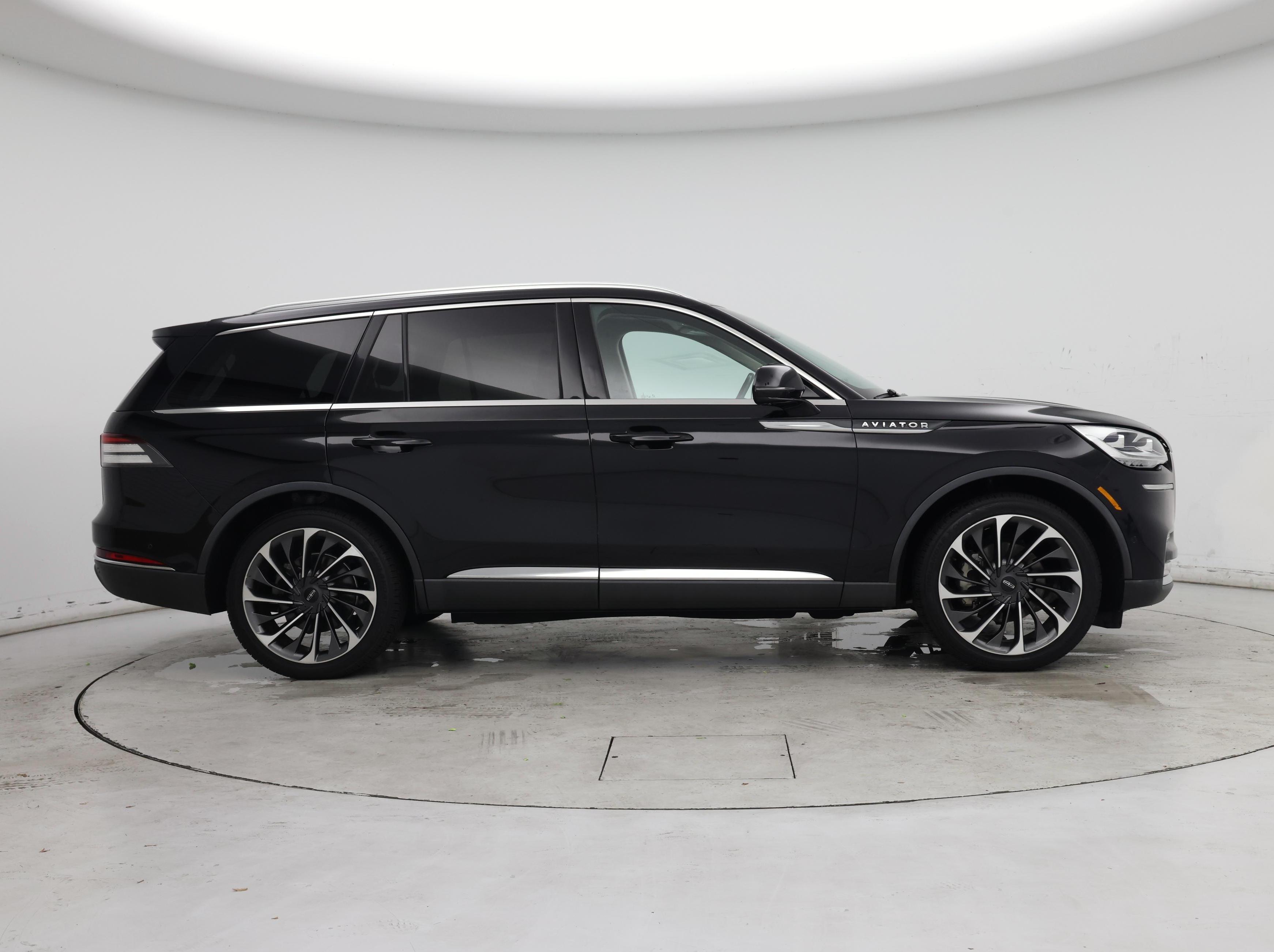 Thumbnail: 2021 Lincoln Aviator - 7