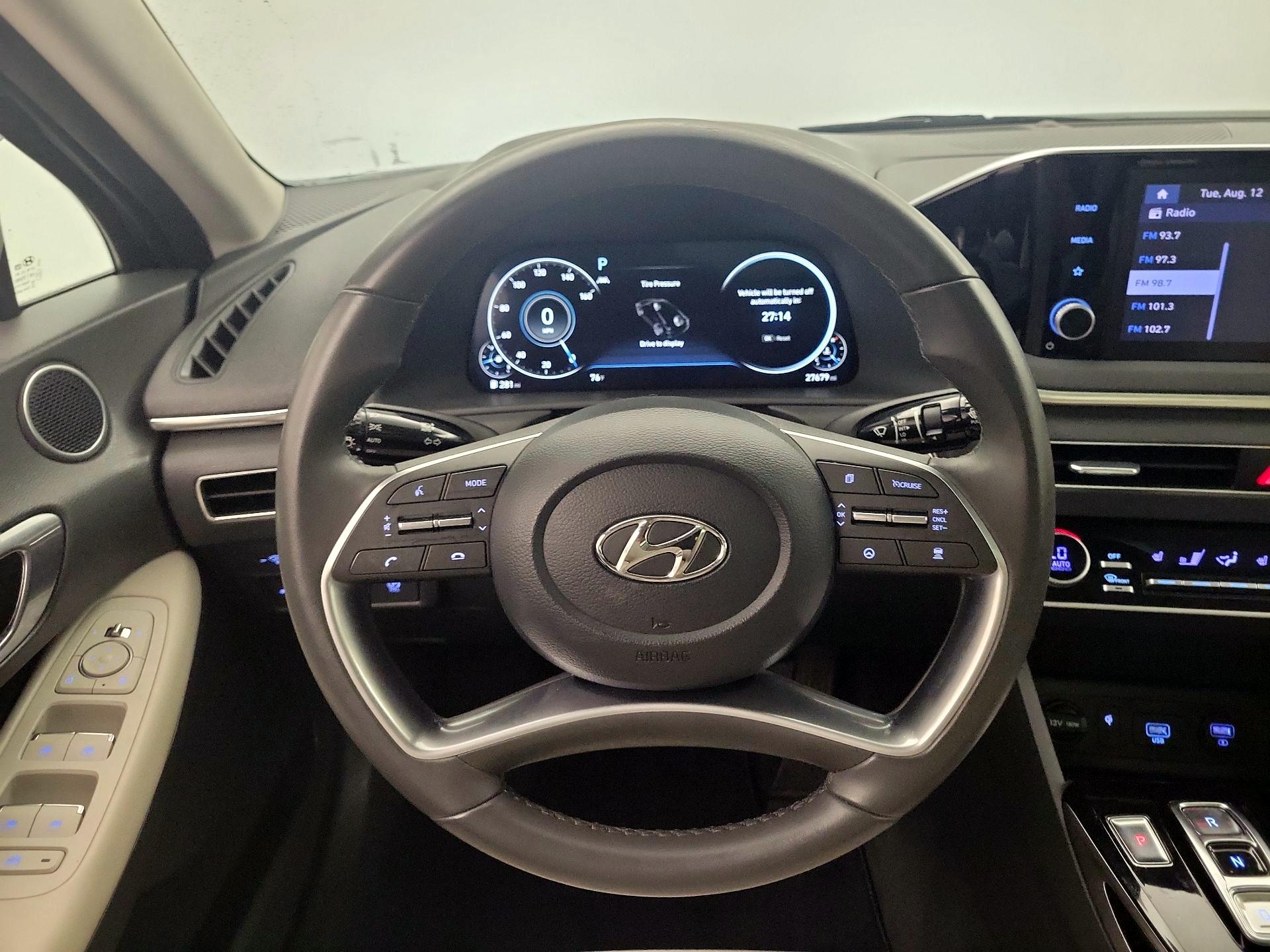 Thumbnail: 2022 Hyundai Sonata - 10