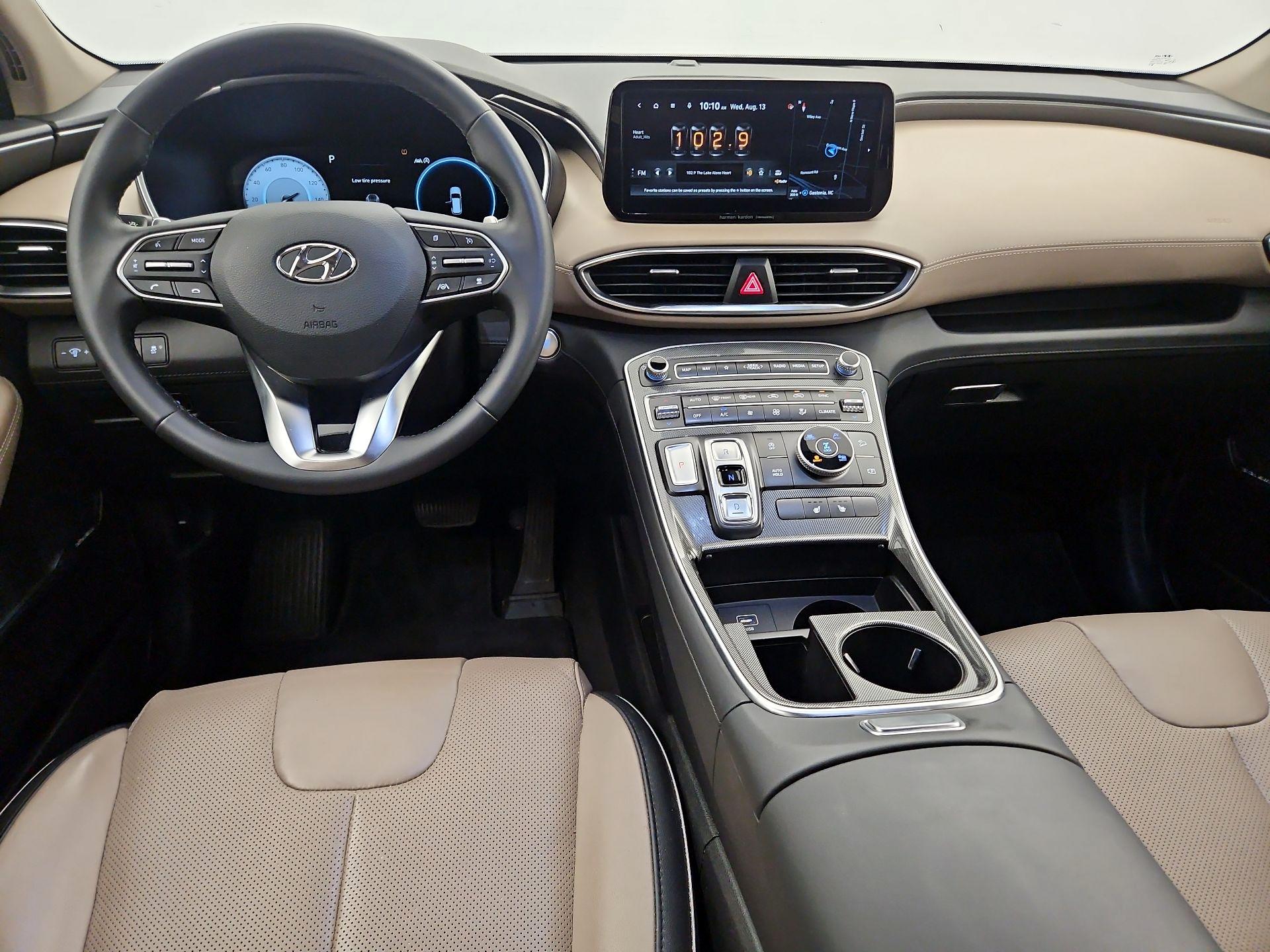 Thumbnail: 2022 Hyundai Santa Fe - 9