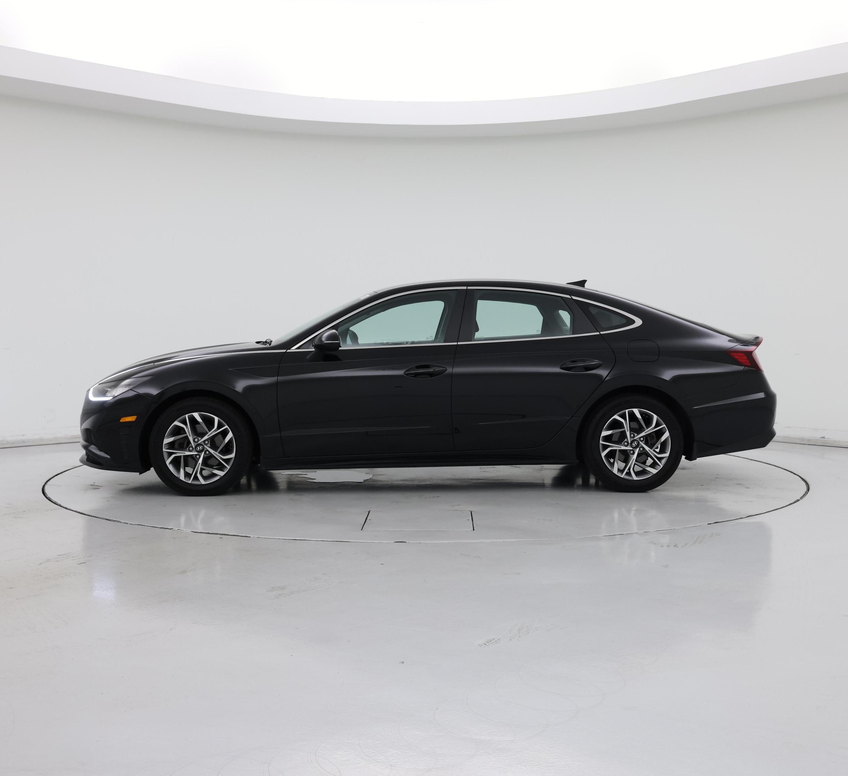 Thumbnail: 2022 Hyundai Sonata - 3