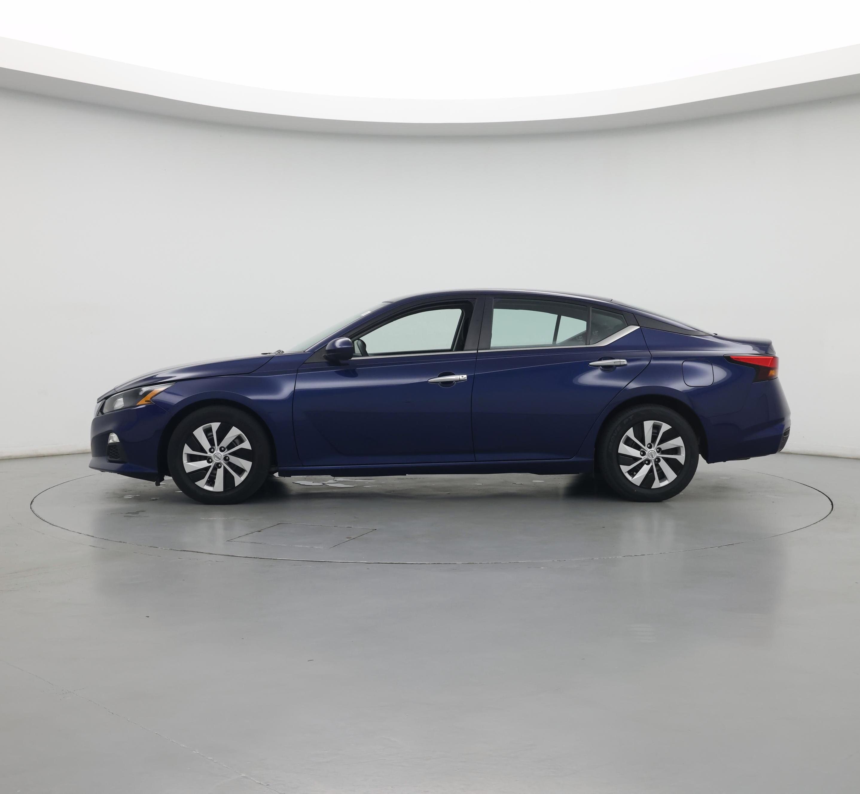 Thumbnail: 2022 Nissan Altima - 3