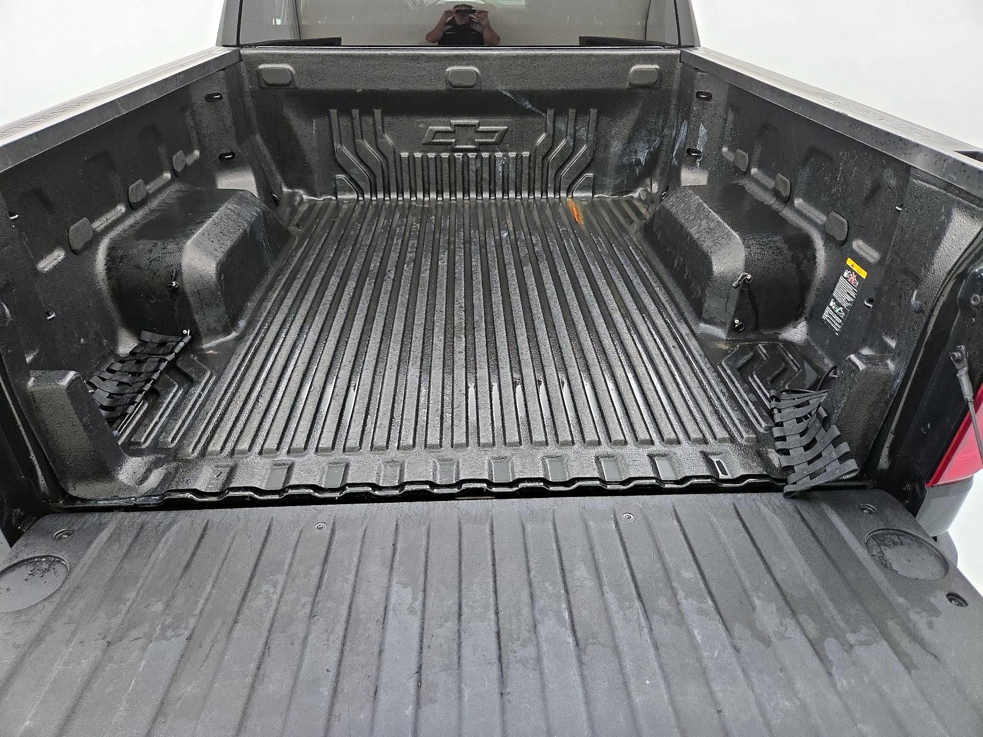 Thumbnail: 2023 Chevrolet Silverado 1500 - 20