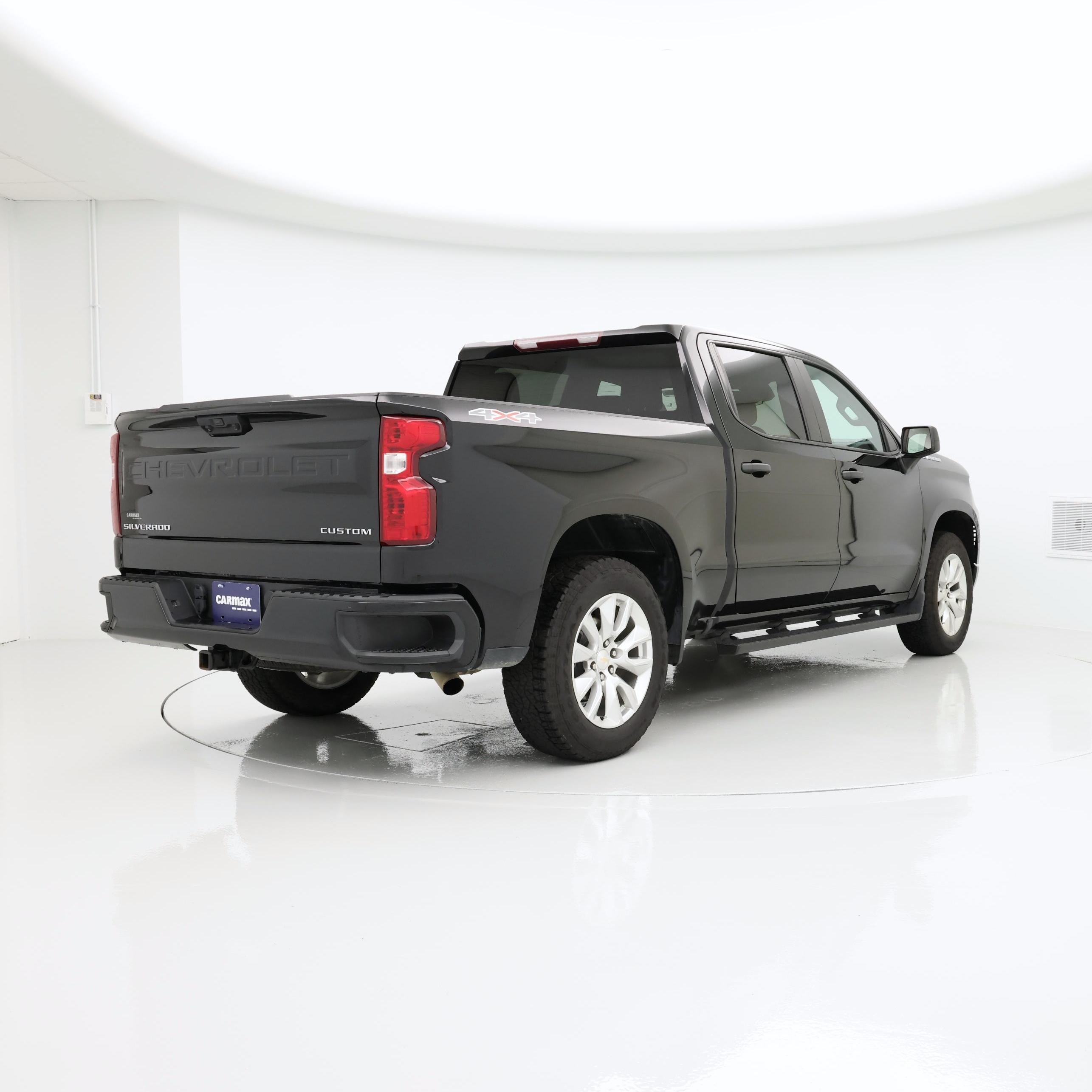 Thumbnail: 2023 Chevrolet Silverado 1500 - 8