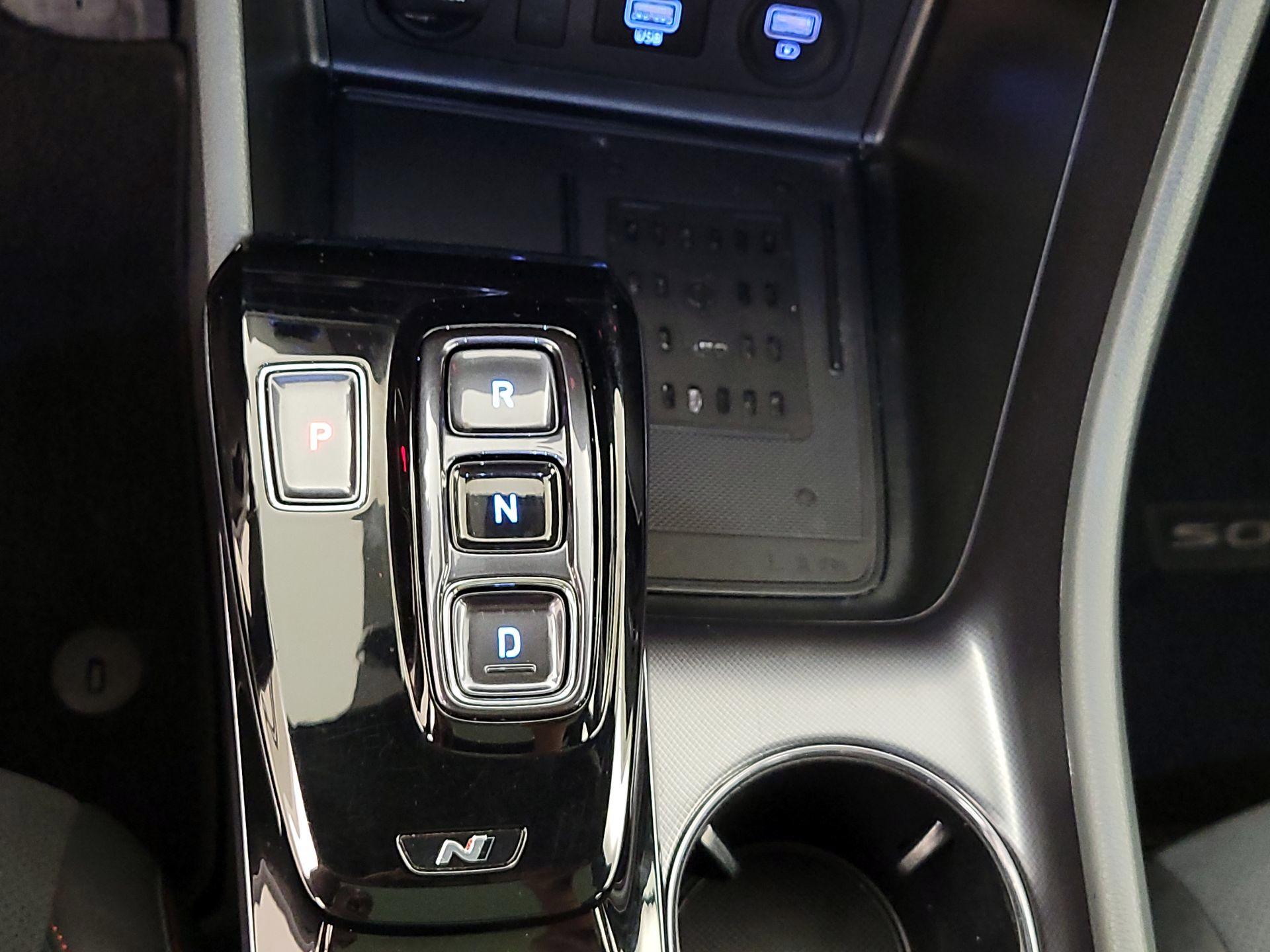 Thumbnail: 2022 Hyundai Sonata - 18