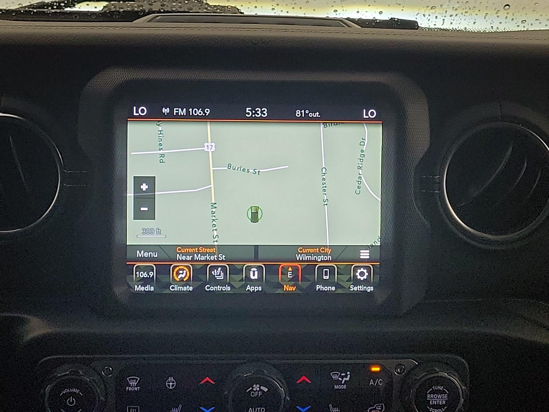 Thumbnail: 2022 Jeep Wrangler - 14