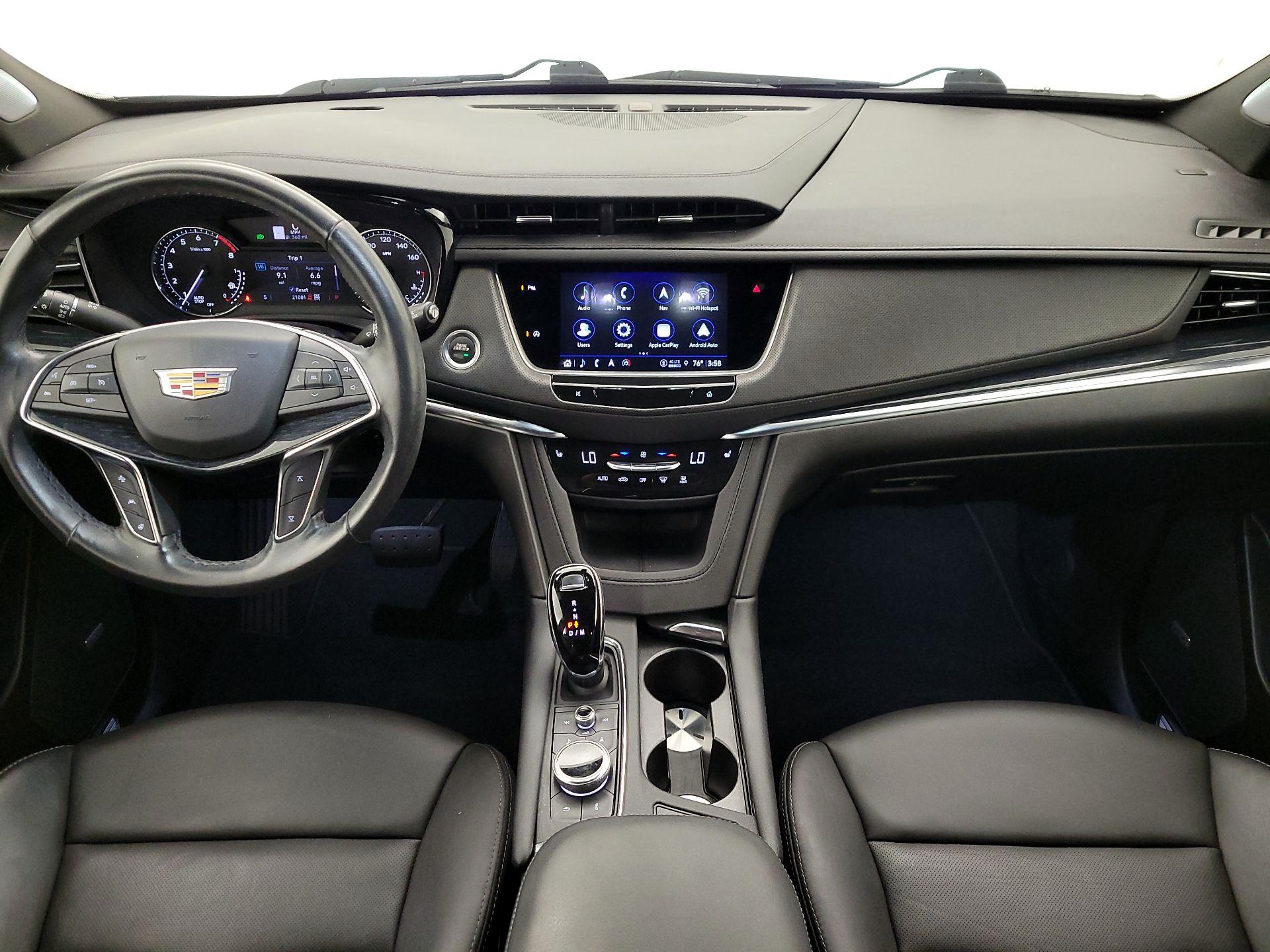 Thumbnail: 2023 Cadillac XT5 - 9