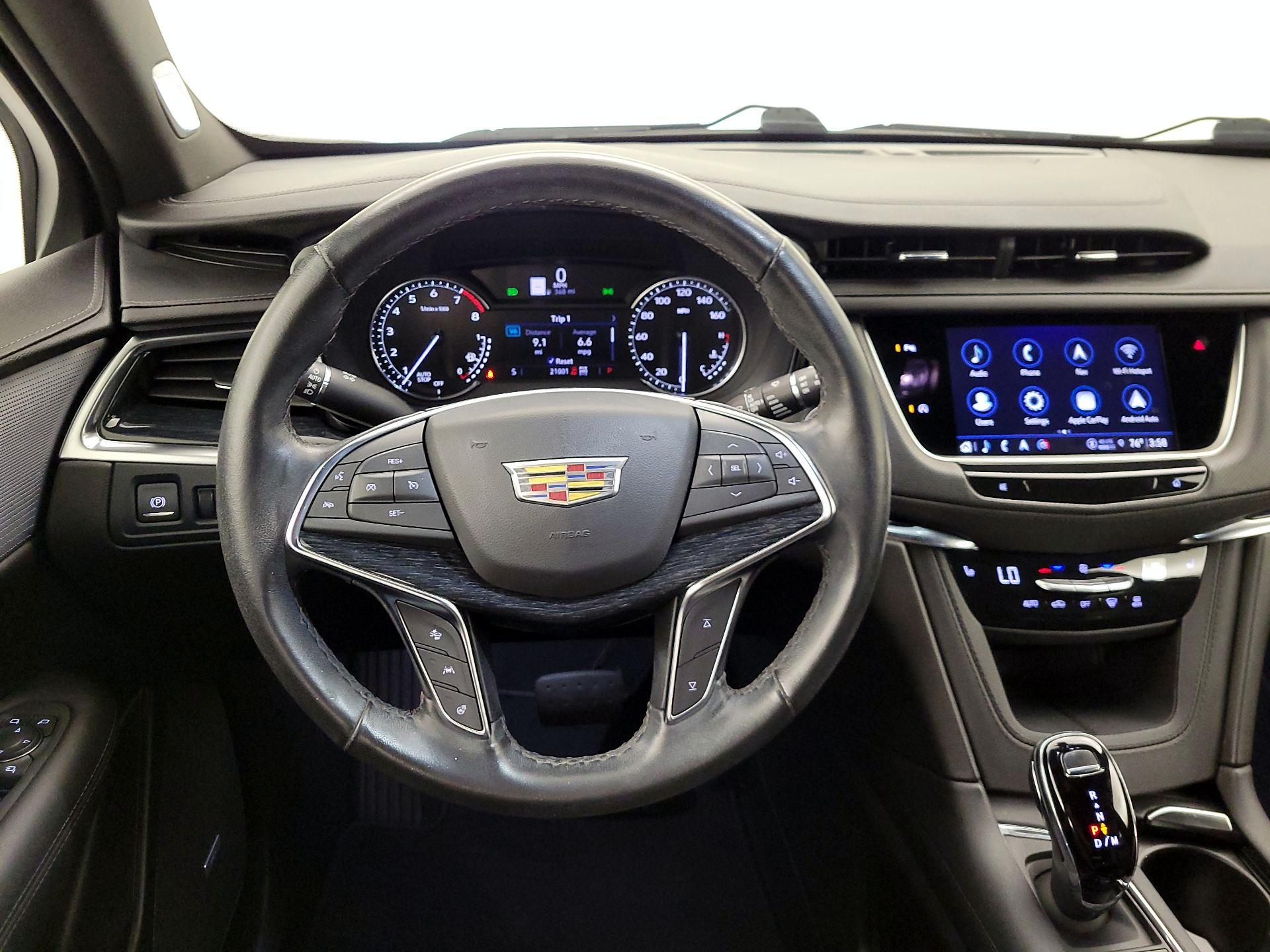 Thumbnail: 2023 Cadillac XT5 - 10