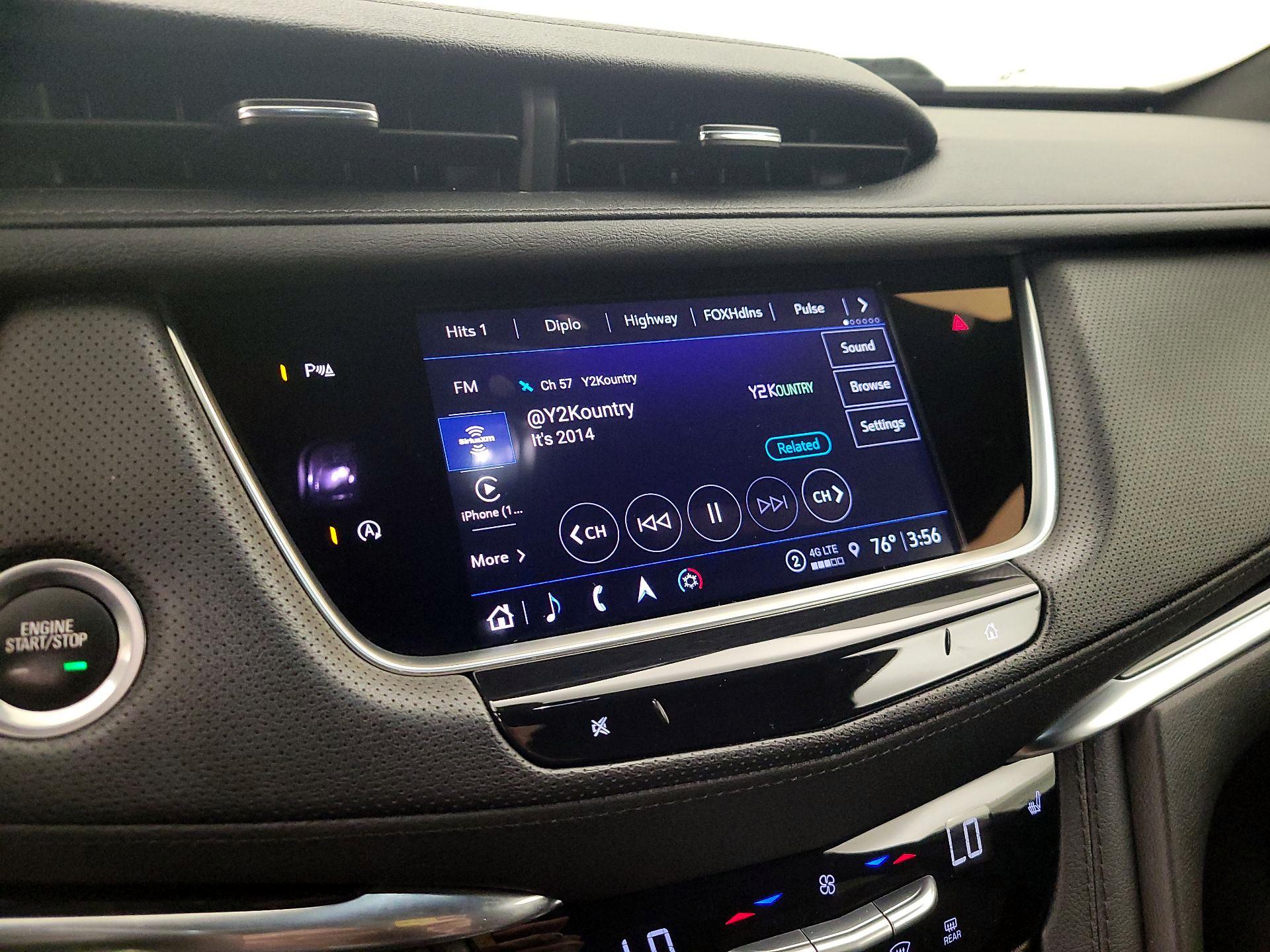Thumbnail: 2023 Cadillac XT5 - 16