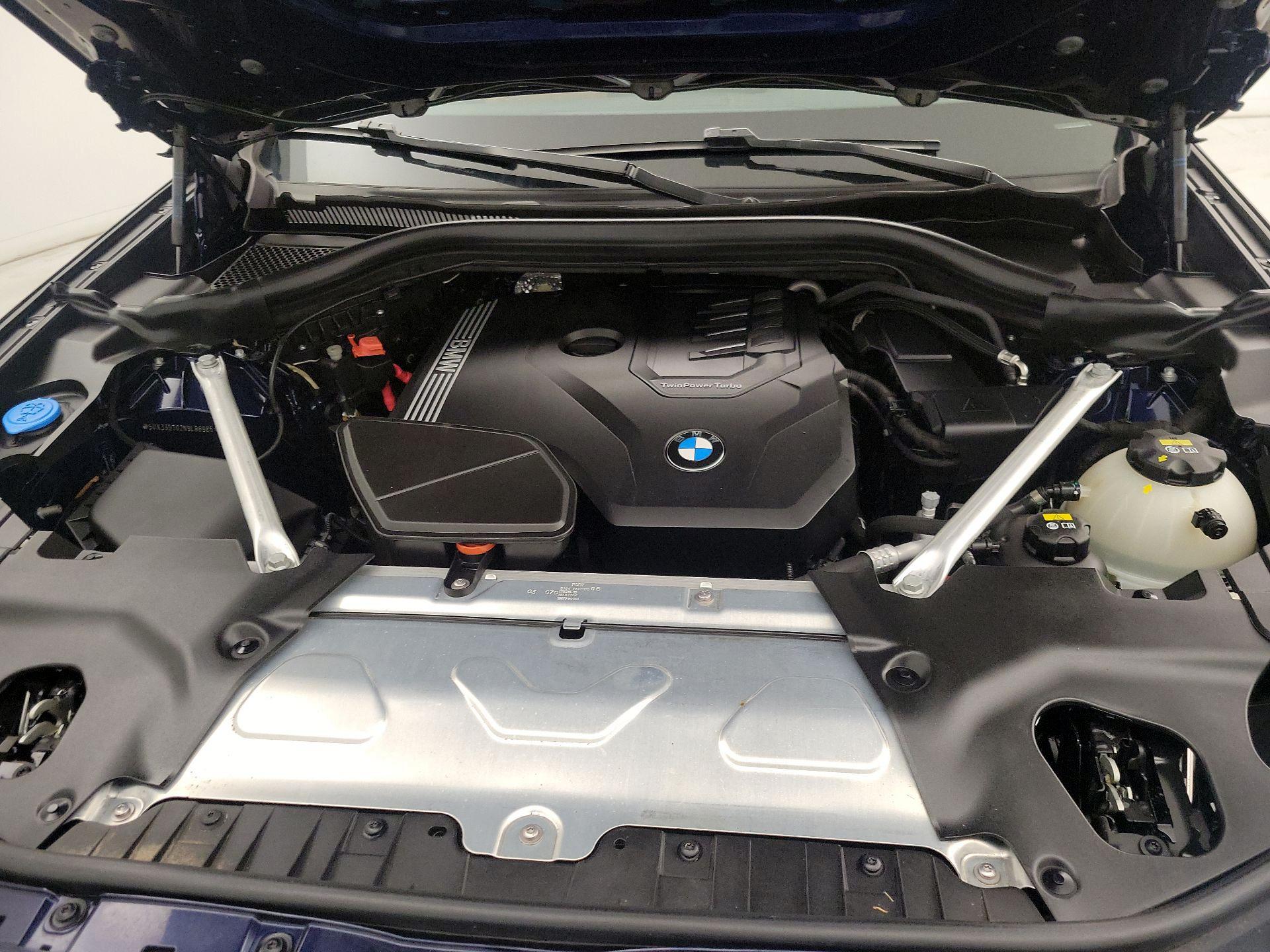 Thumbnail: 2022 BMW X4 - 20