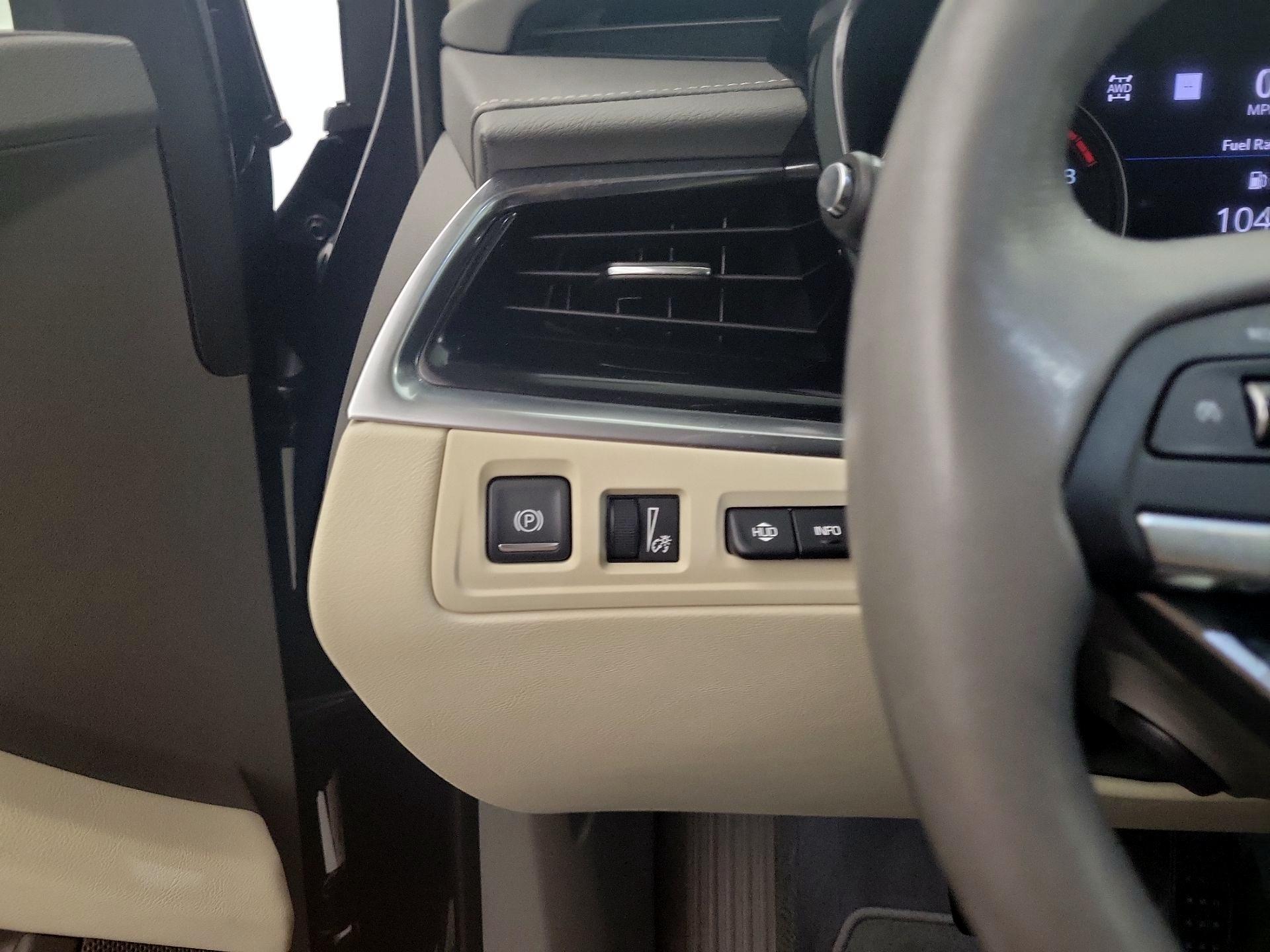 Thumbnail: 2022 Cadillac XT6 - 13