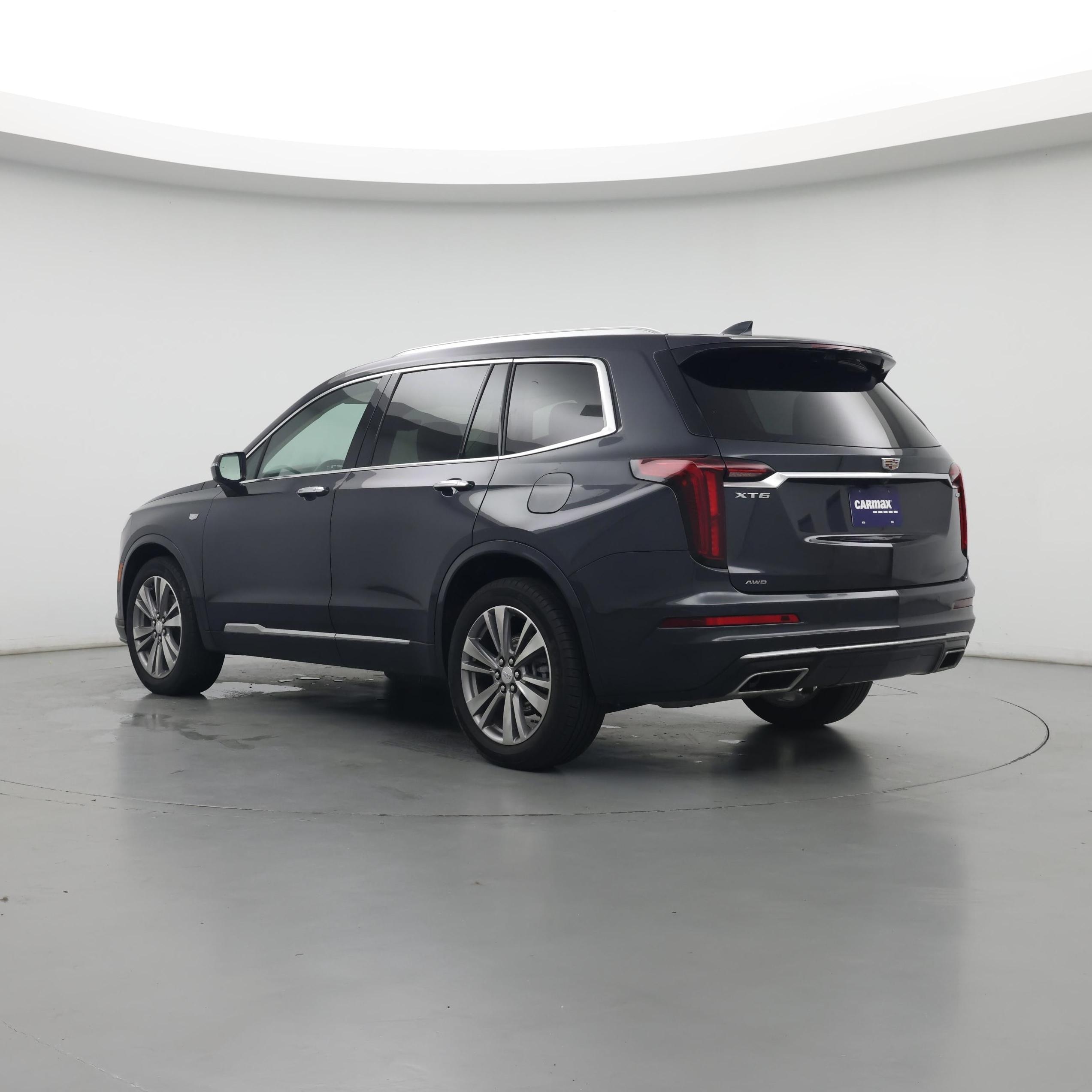 Thumbnail: 2022 Cadillac XT6 - 2