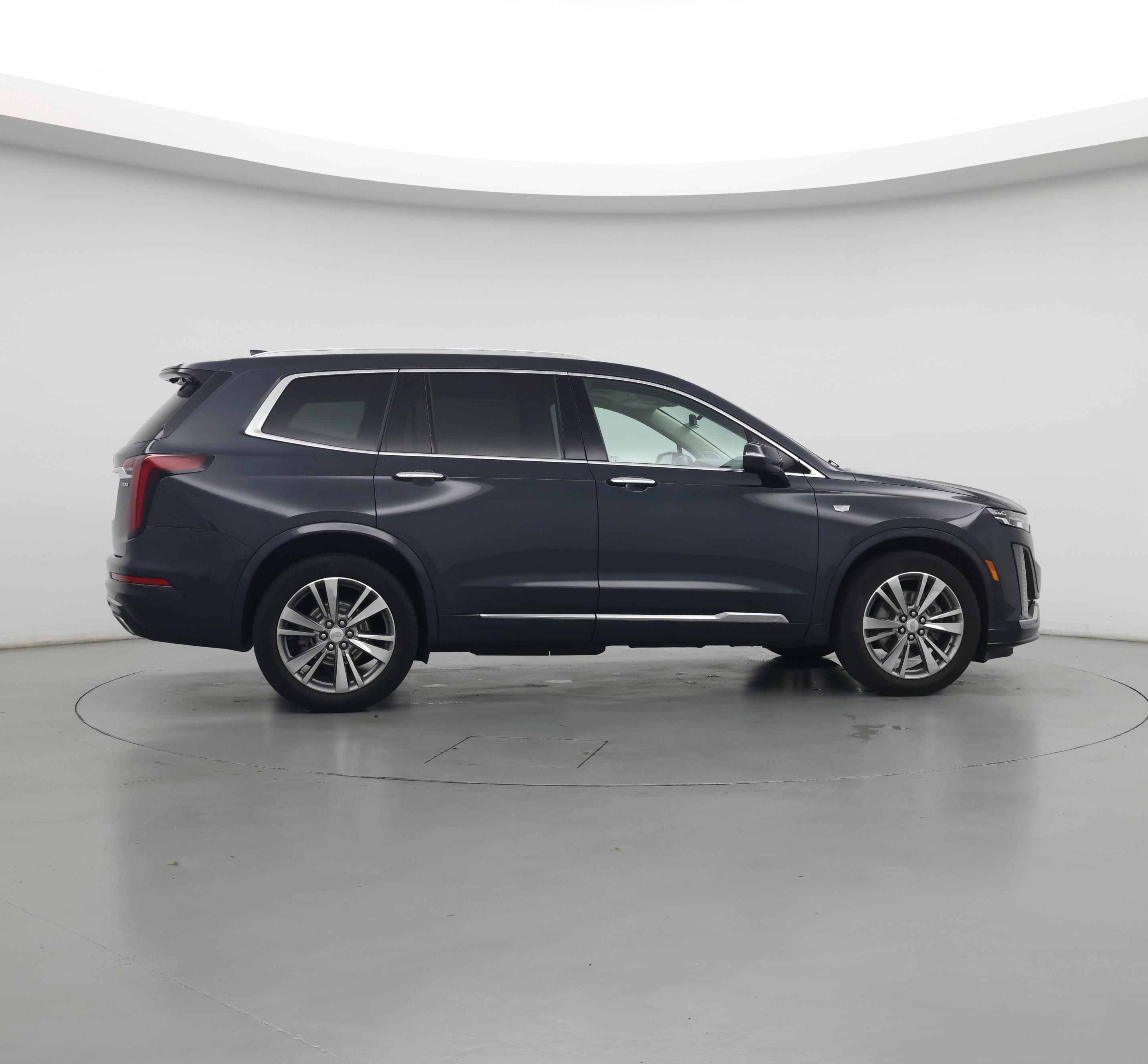Thumbnail: 2022 Cadillac XT6 - 7