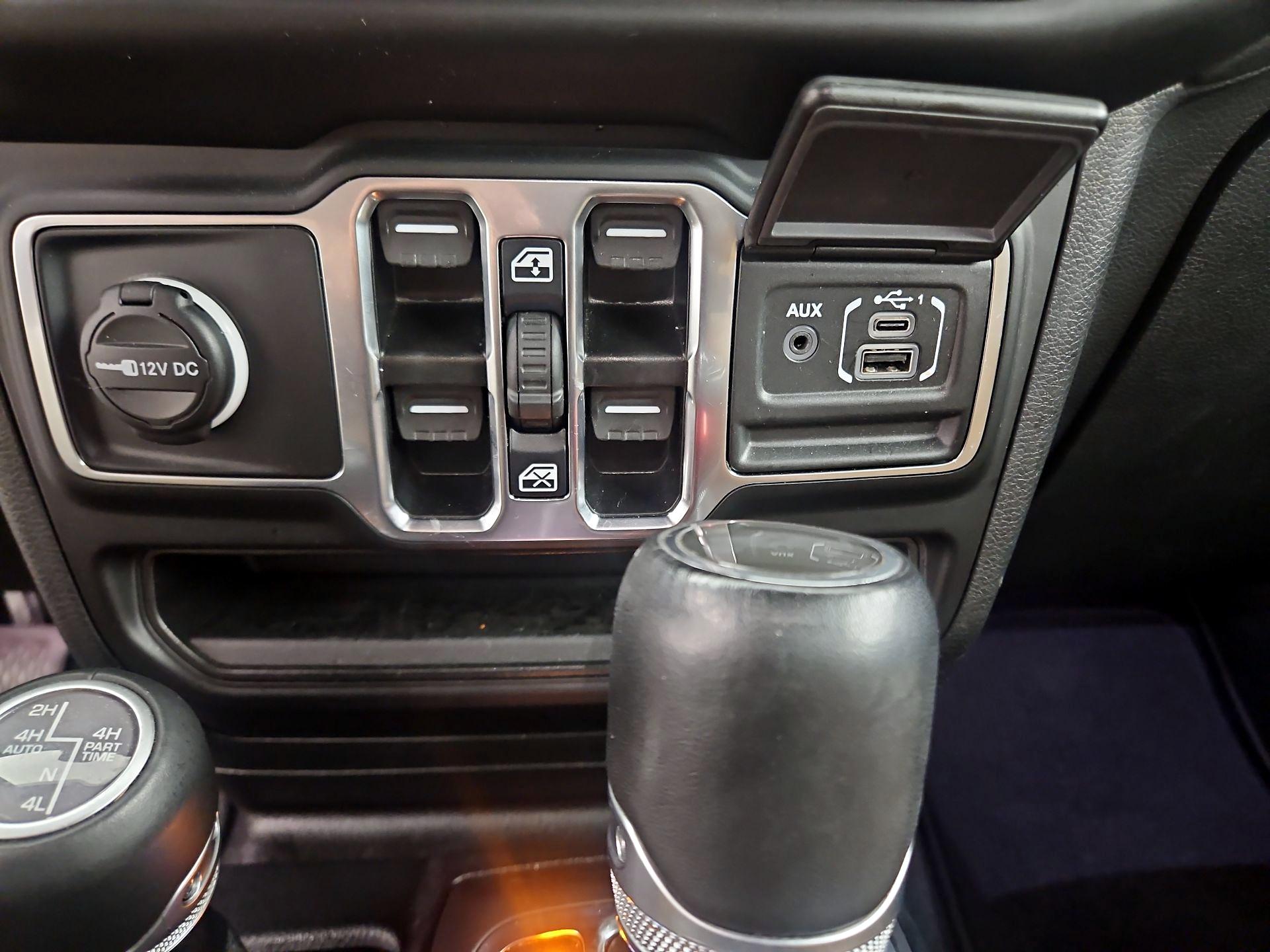 Thumbnail: 2023 Jeep Wrangler - 19