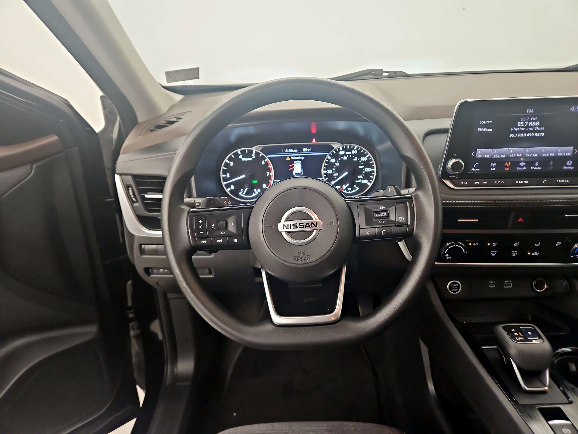 Thumbnail: 2021 Nissan Rogue - 10