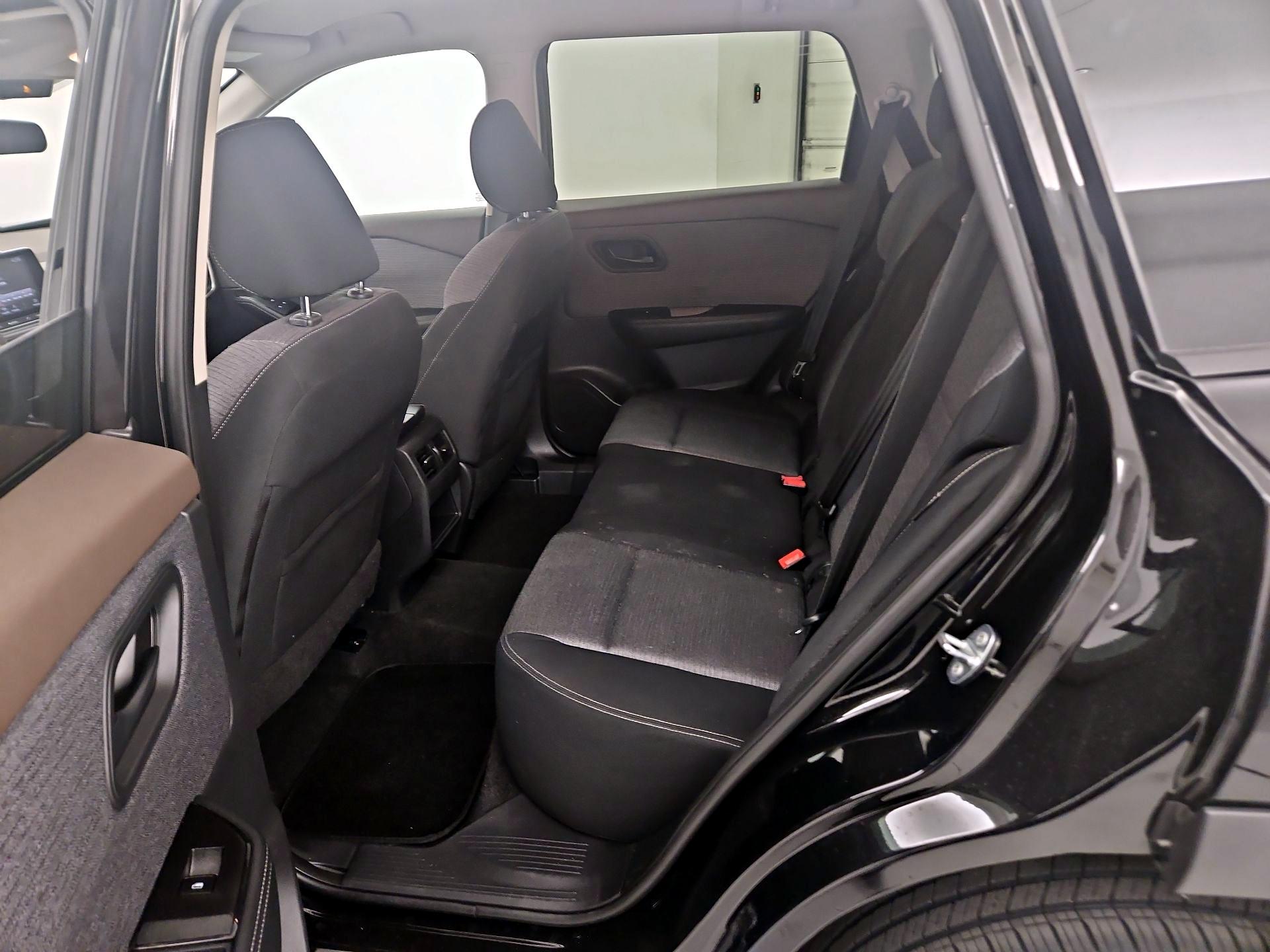 Thumbnail: 2021 Nissan Rogue - 19