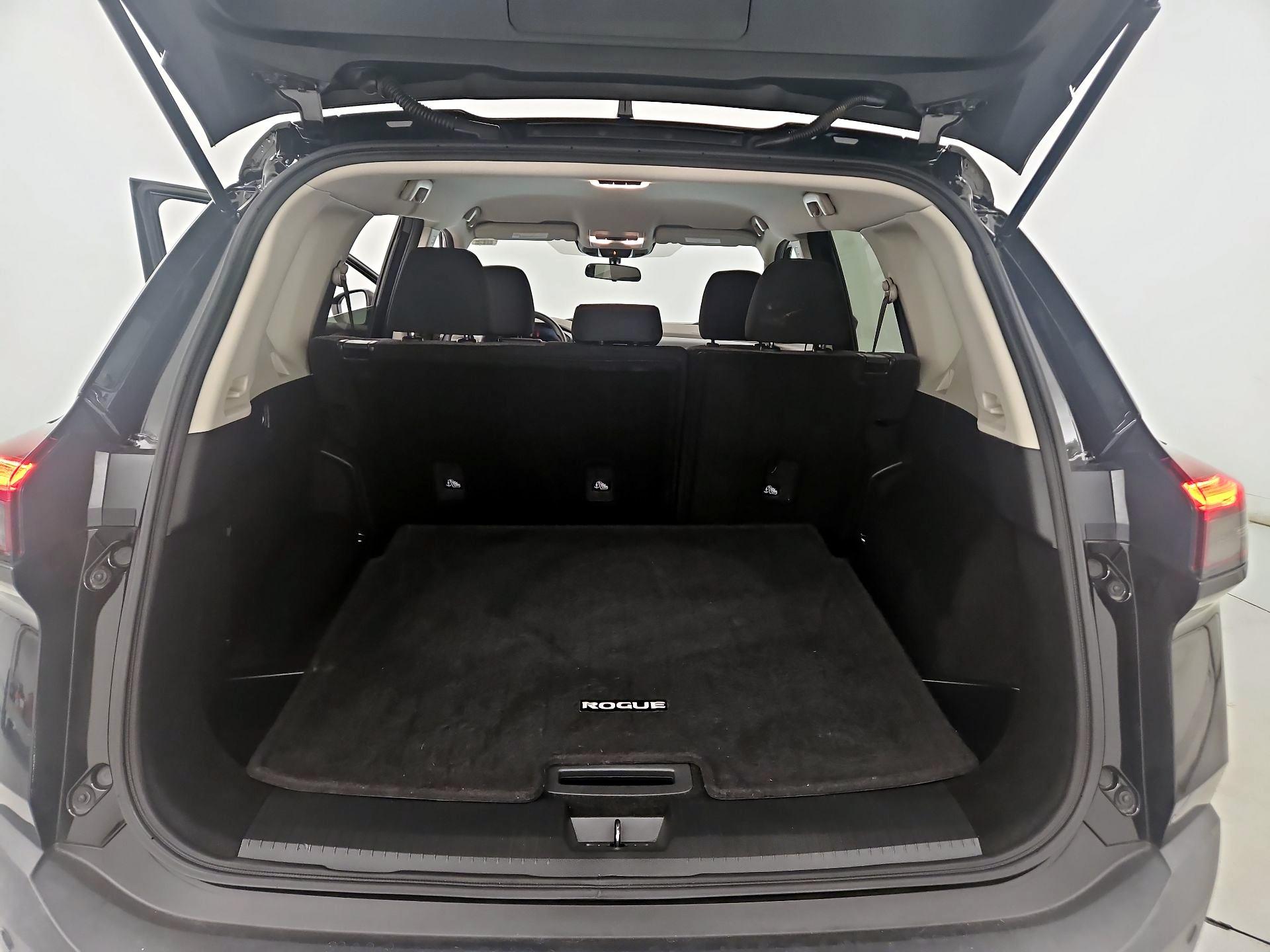 Thumbnail: 2021 Nissan Rogue - 20