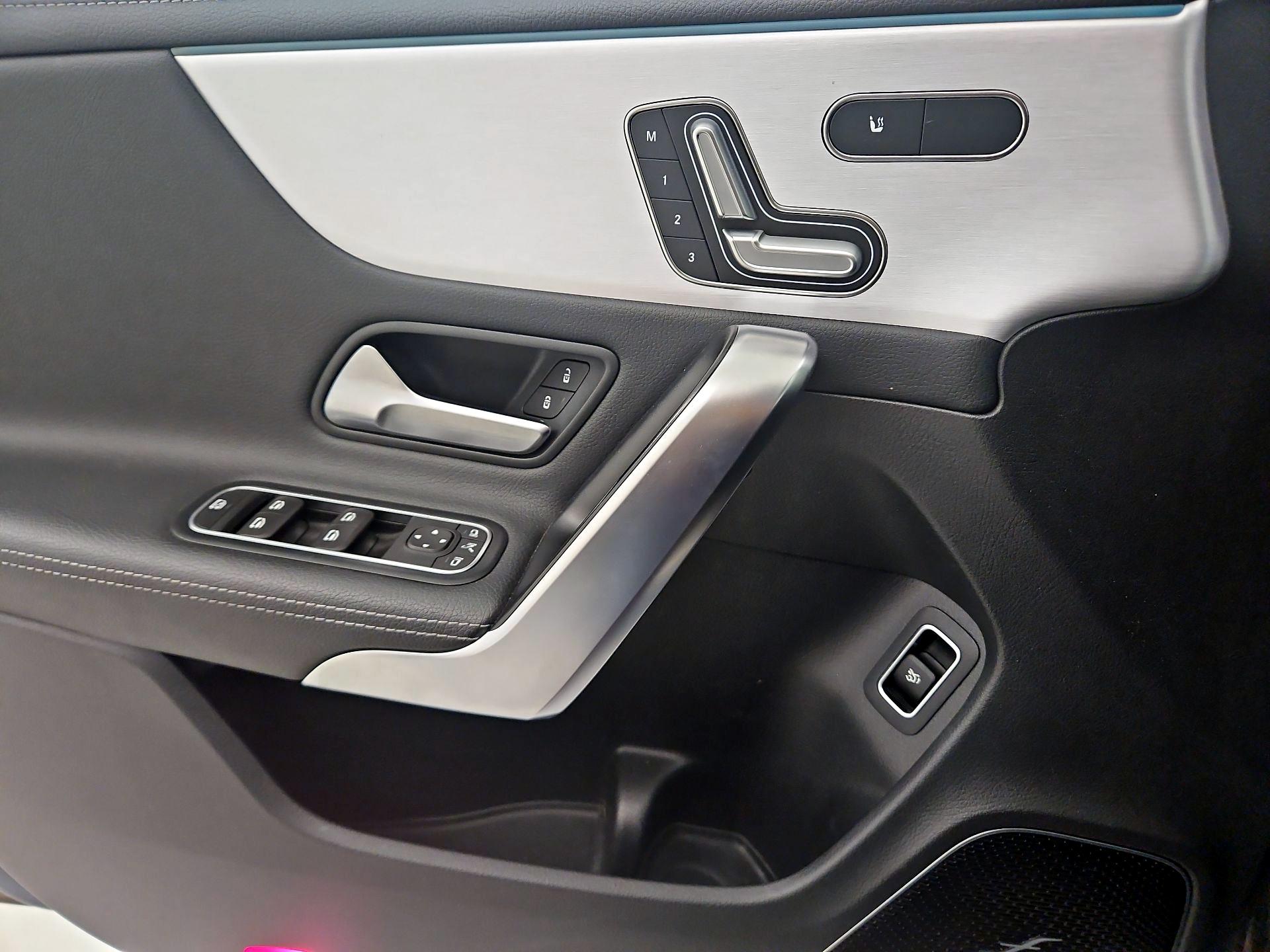 Thumbnail: 2020 Mercedes-Benz CLA - 12