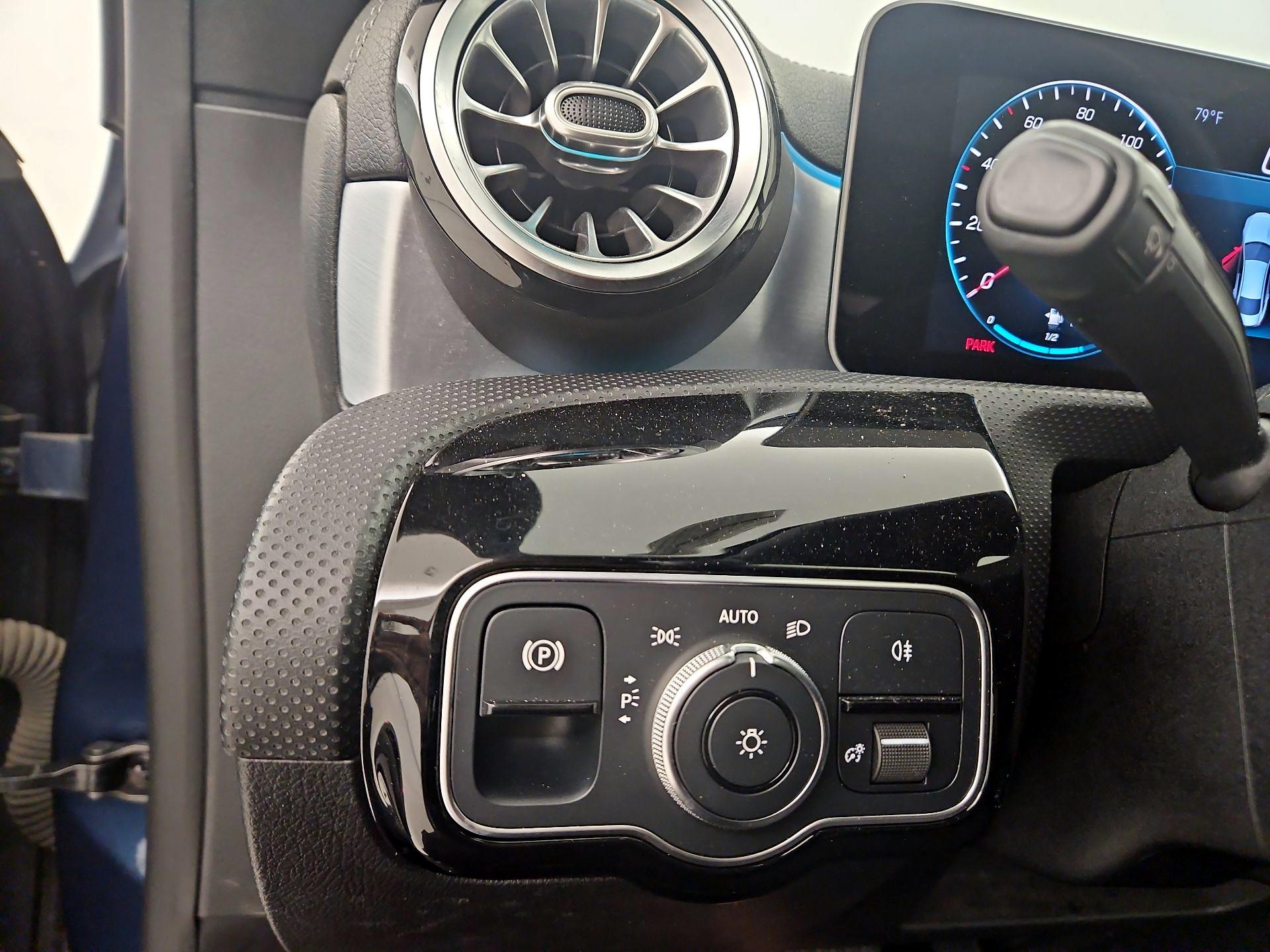 Thumbnail: 2020 Mercedes-Benz CLA - 13