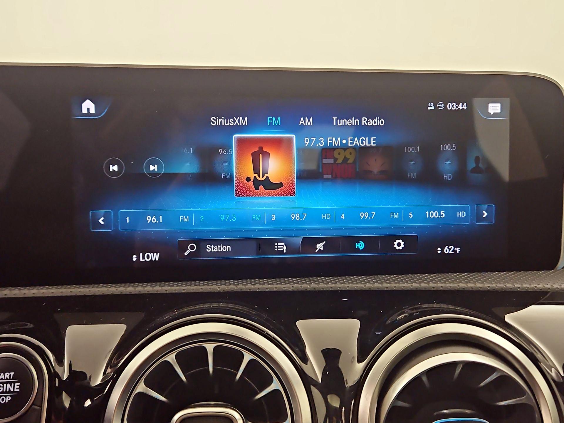 Thumbnail: 2020 Mercedes-Benz CLA - 15