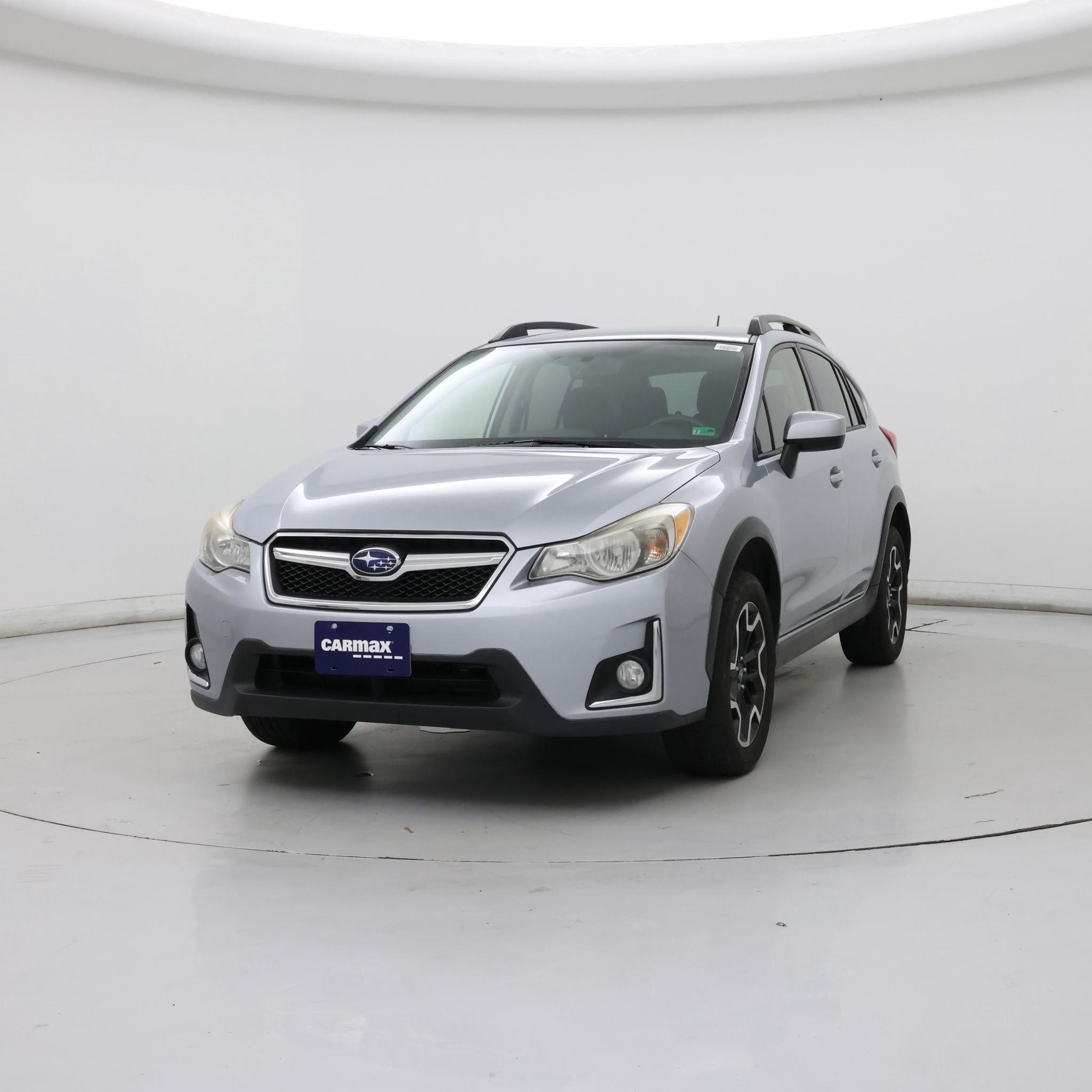 Thumbnail: 2017 Subaru Crosstrek - 4